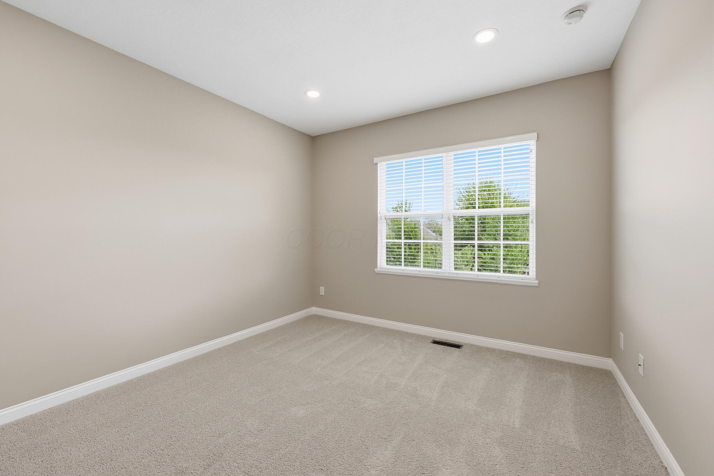 6376 Scioto Chase Boulevard Property Photo 23