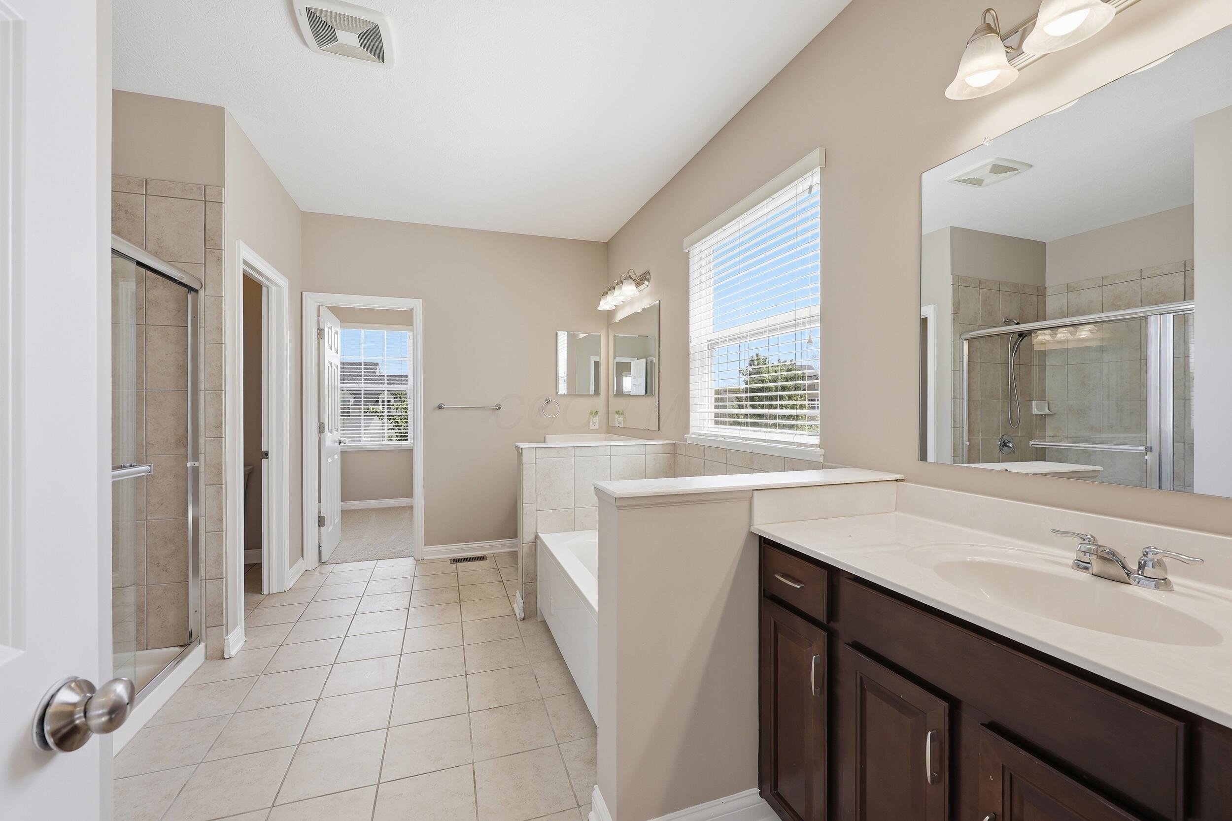 6376 Scioto Chase Boulevard Property Photo 28