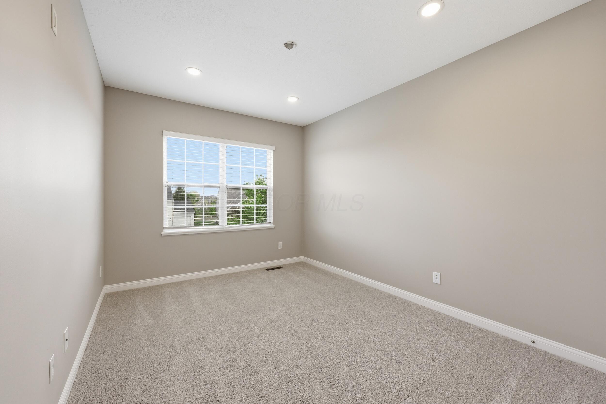 6376 Scioto Chase Boulevard Property Photo 30