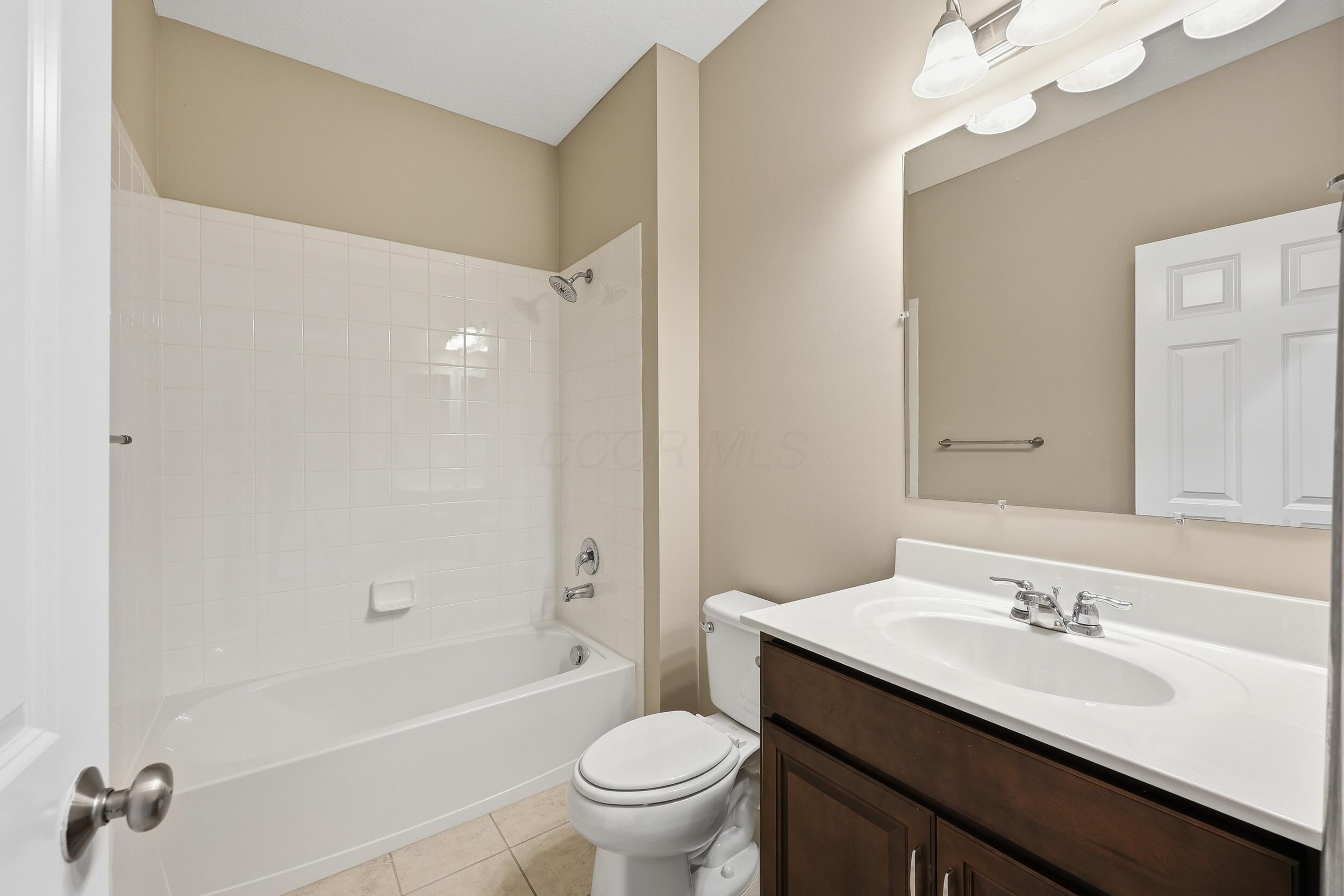 6376 Scioto Chase Boulevard Property Photo 32