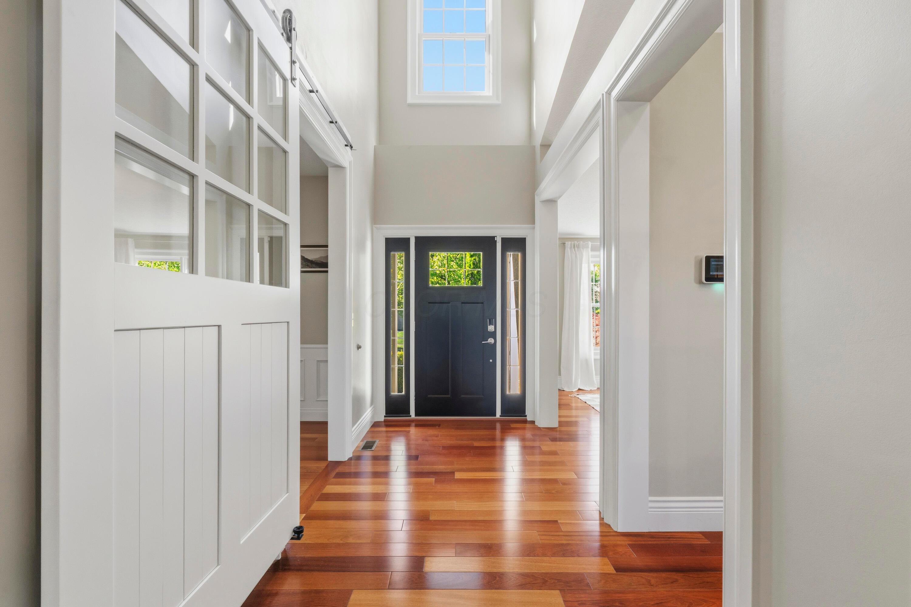 6252 Tallowtree Drive Property Photo 8