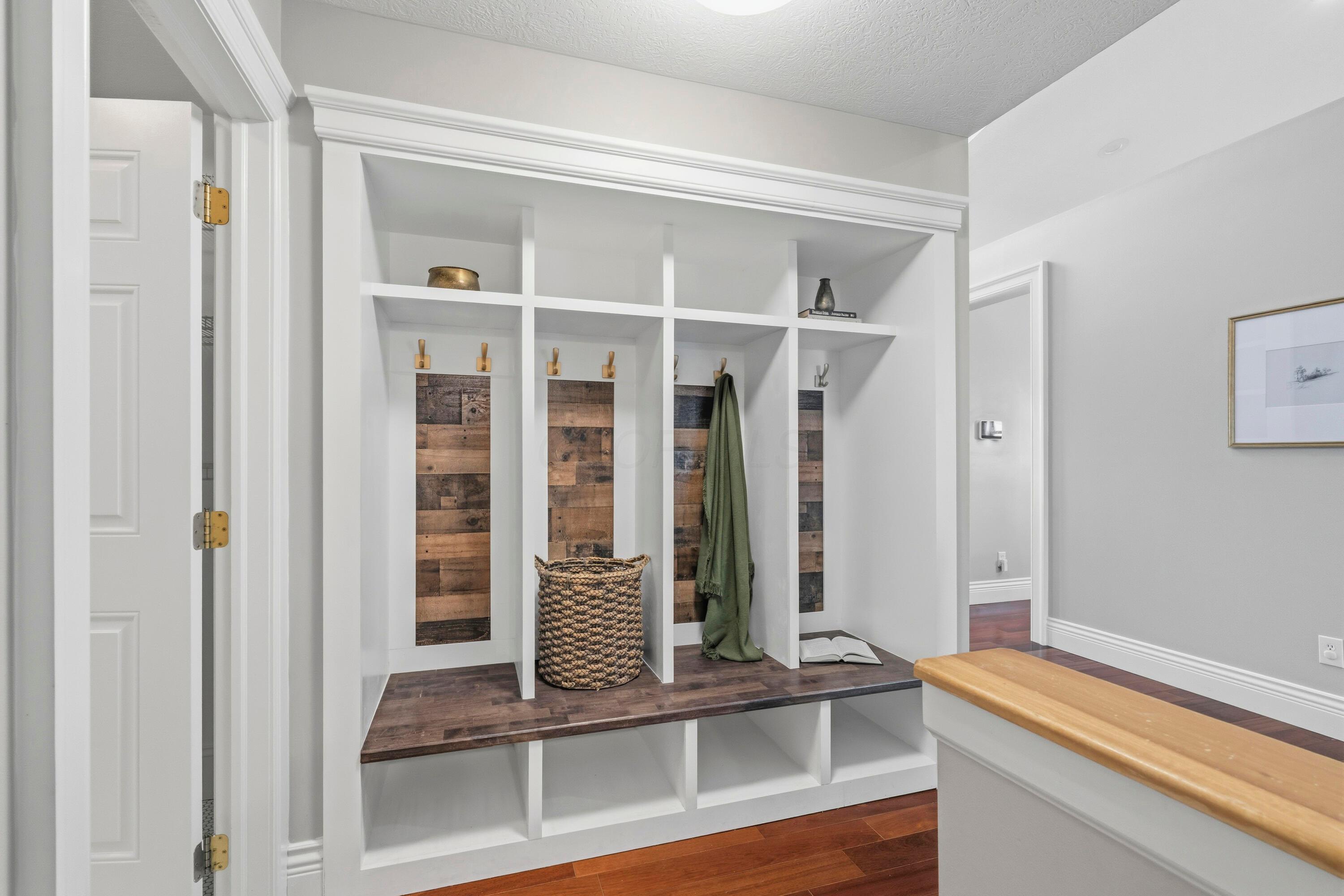 6252 Tallowtree Drive Property Photo 15