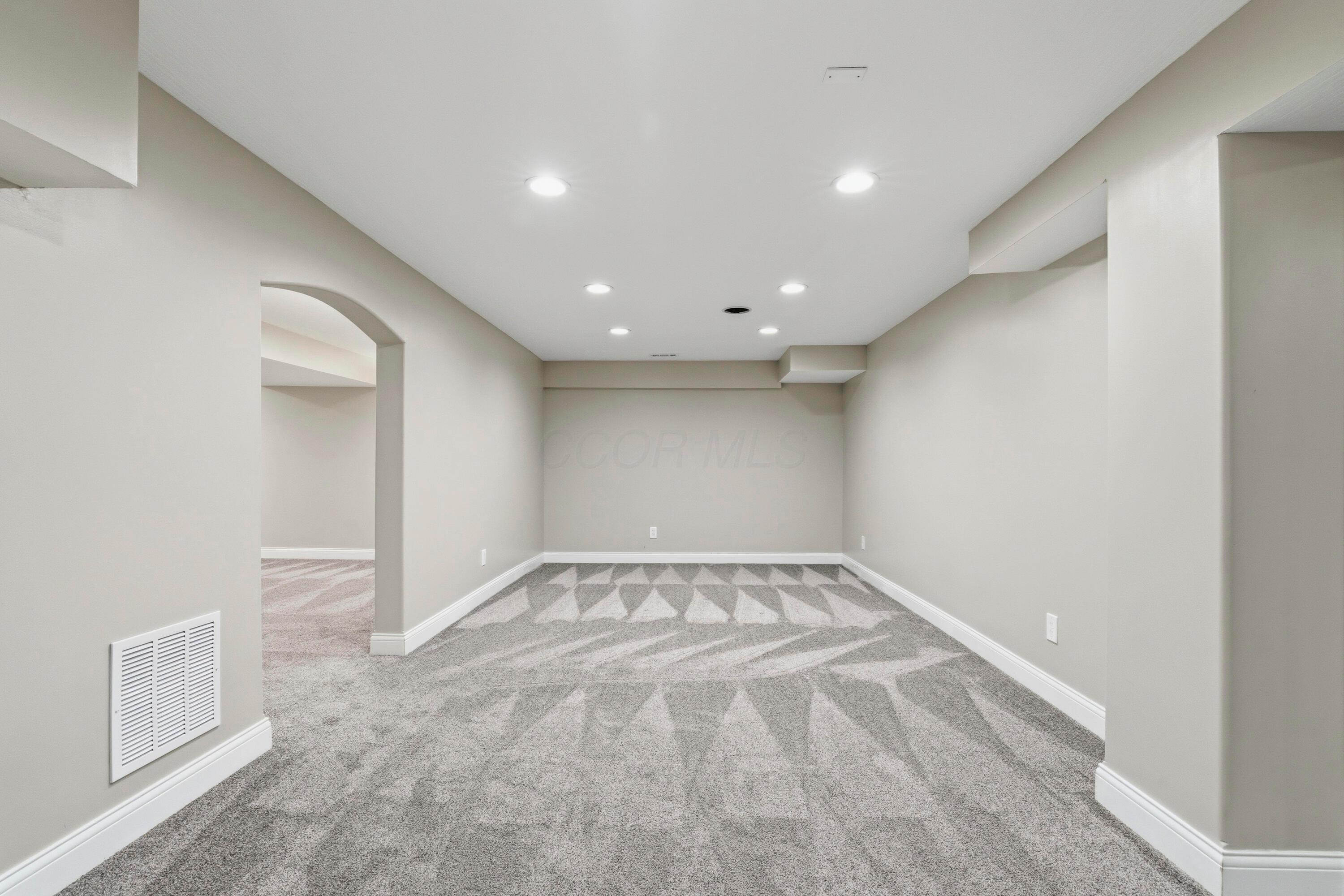 6252 Tallowtree Drive Property Photo 54