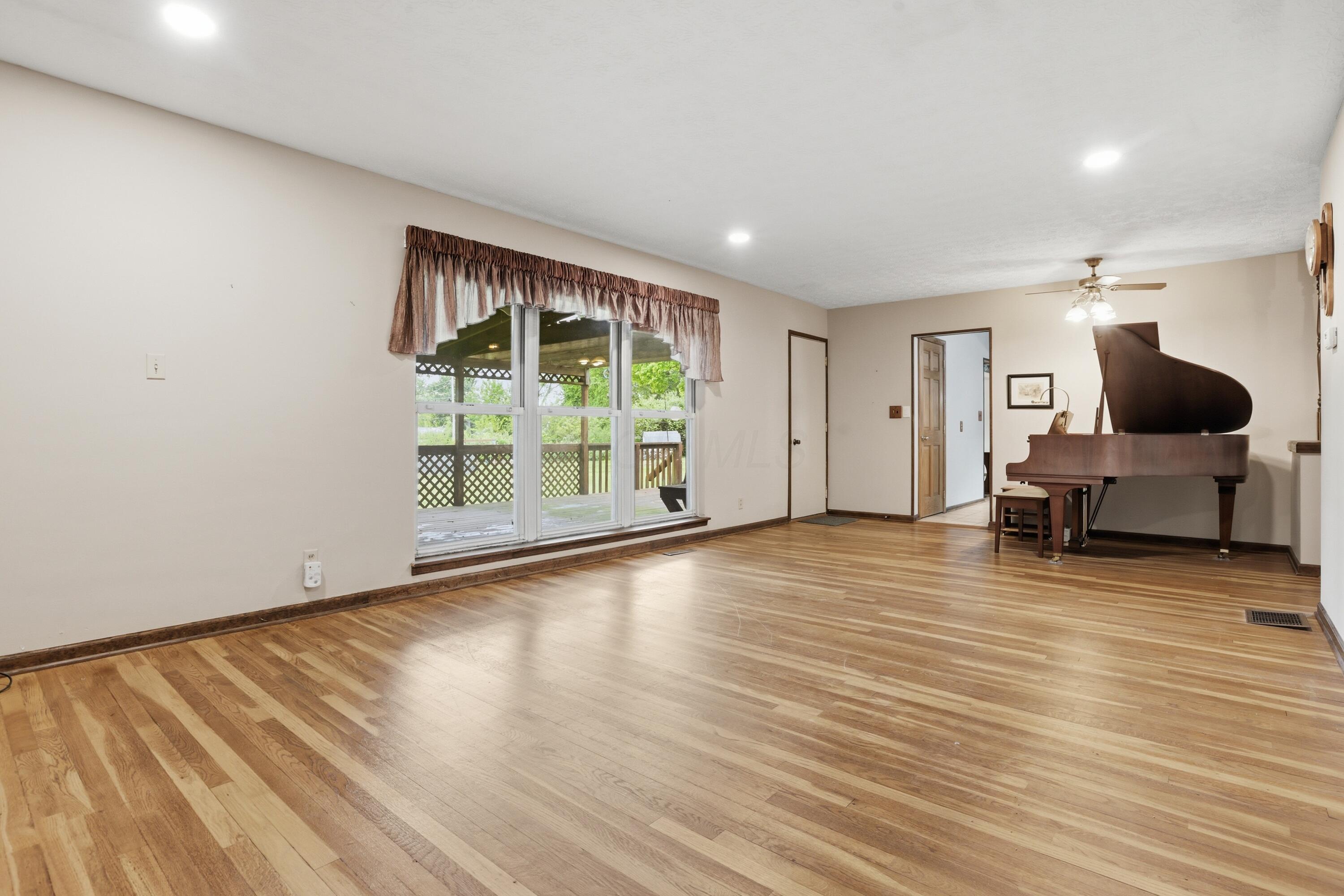 1003 Lynwood Avenue Property Photo 23