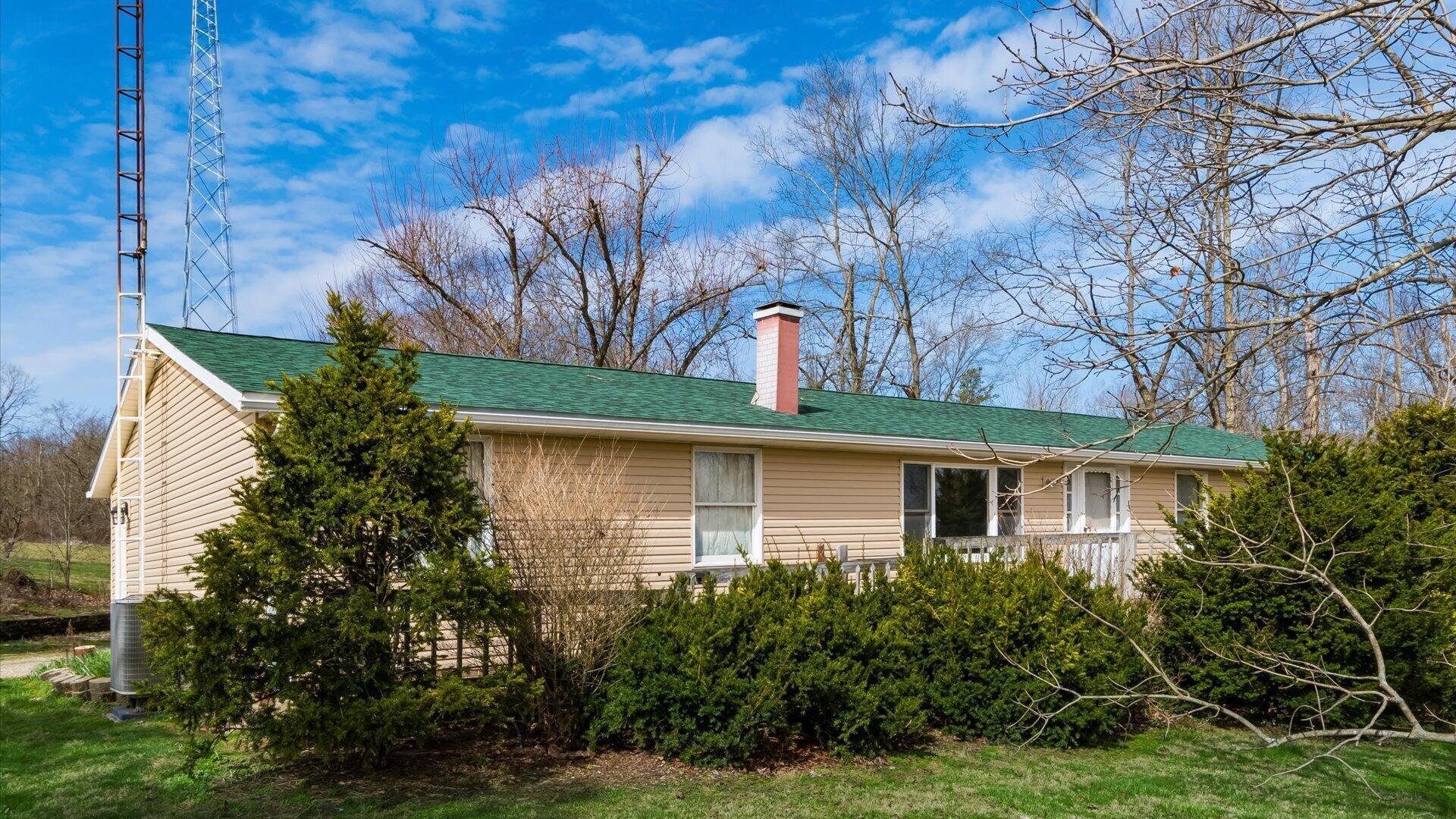 3820 Crock Road Property Photo 1