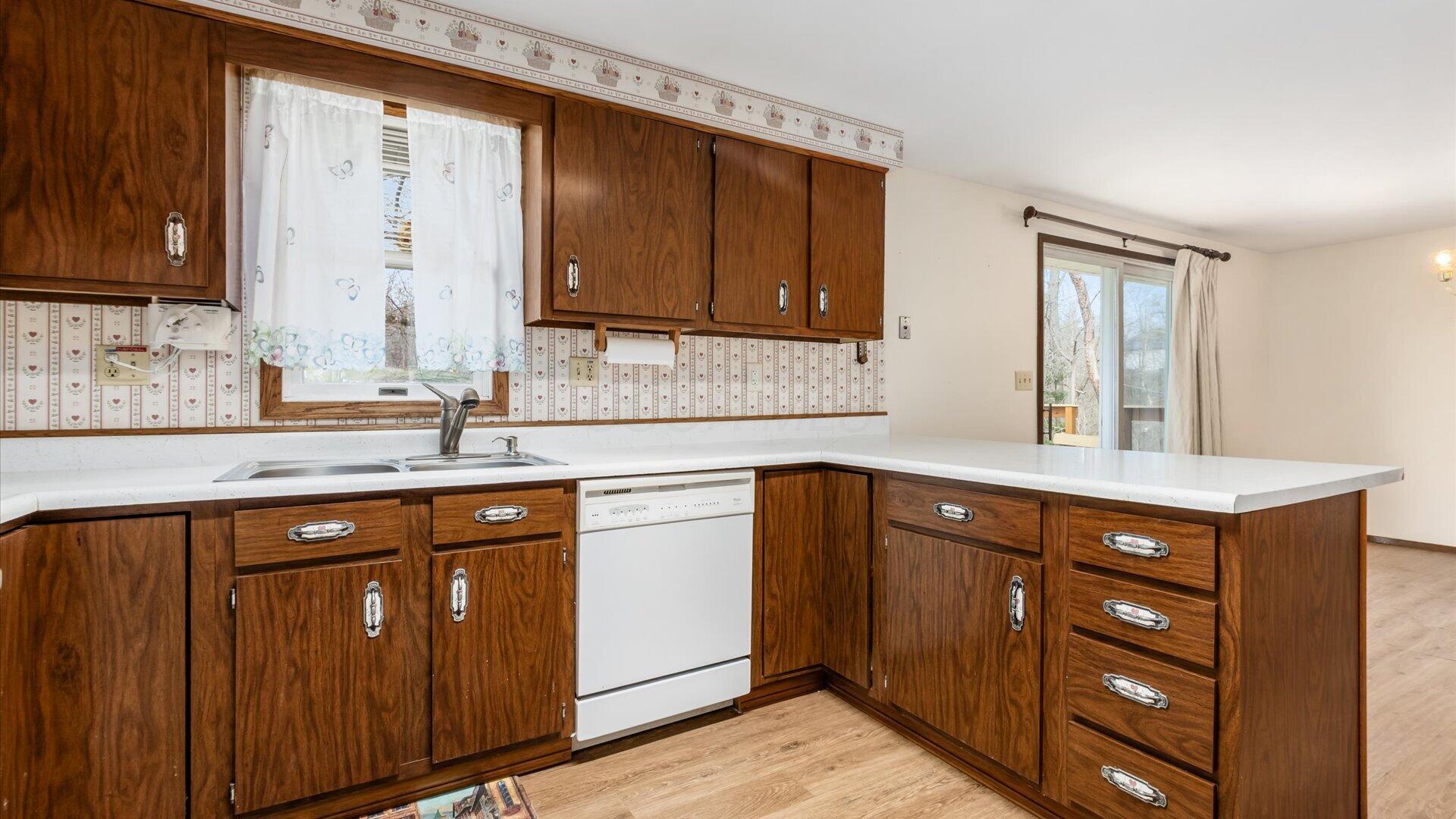 3820 Crock Road Property Photo 14