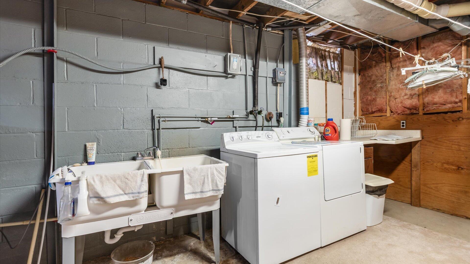 3820 Crock Road Property Photo 28