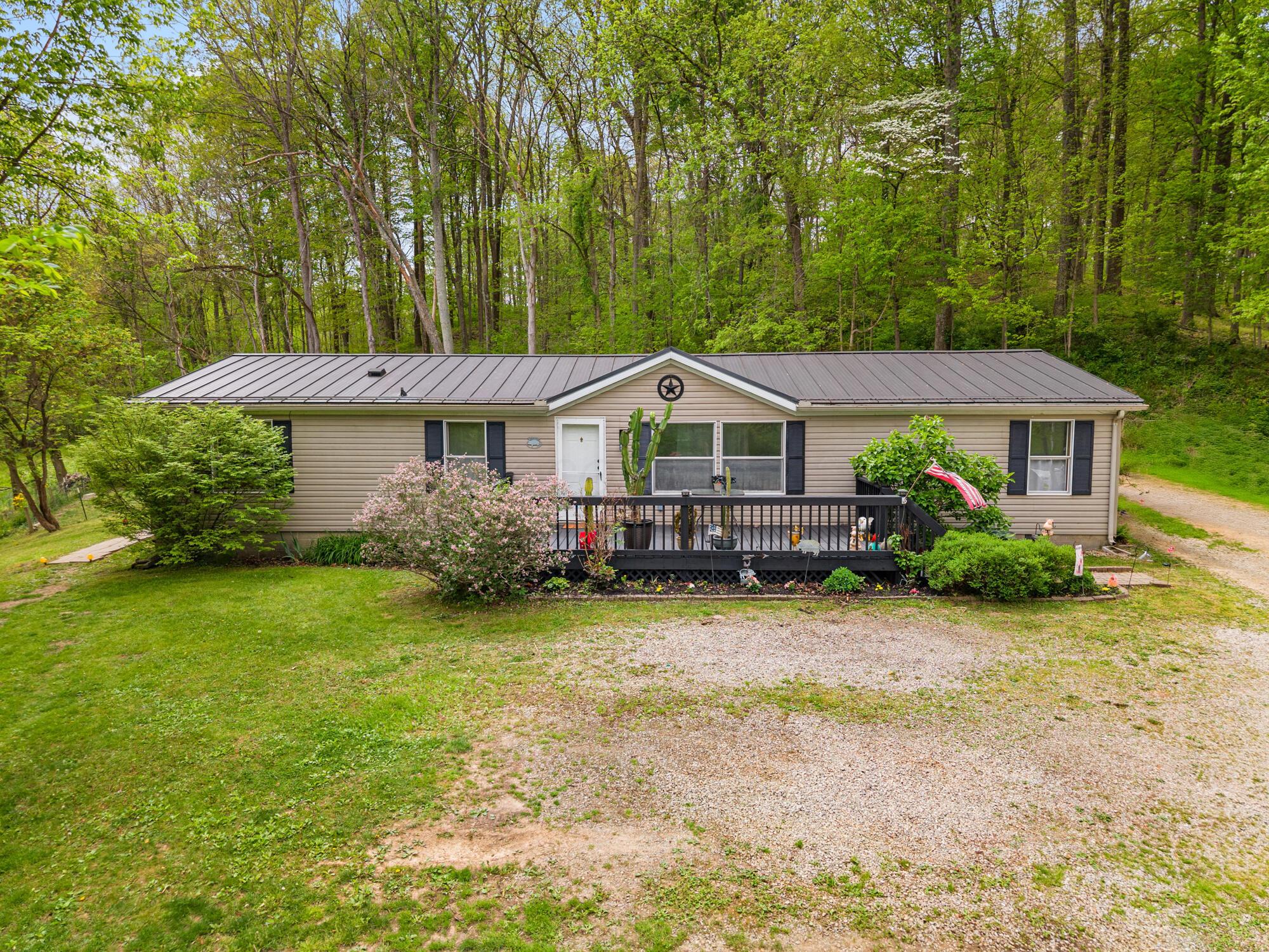 10541 Clearport Road Sw Property Photo 3