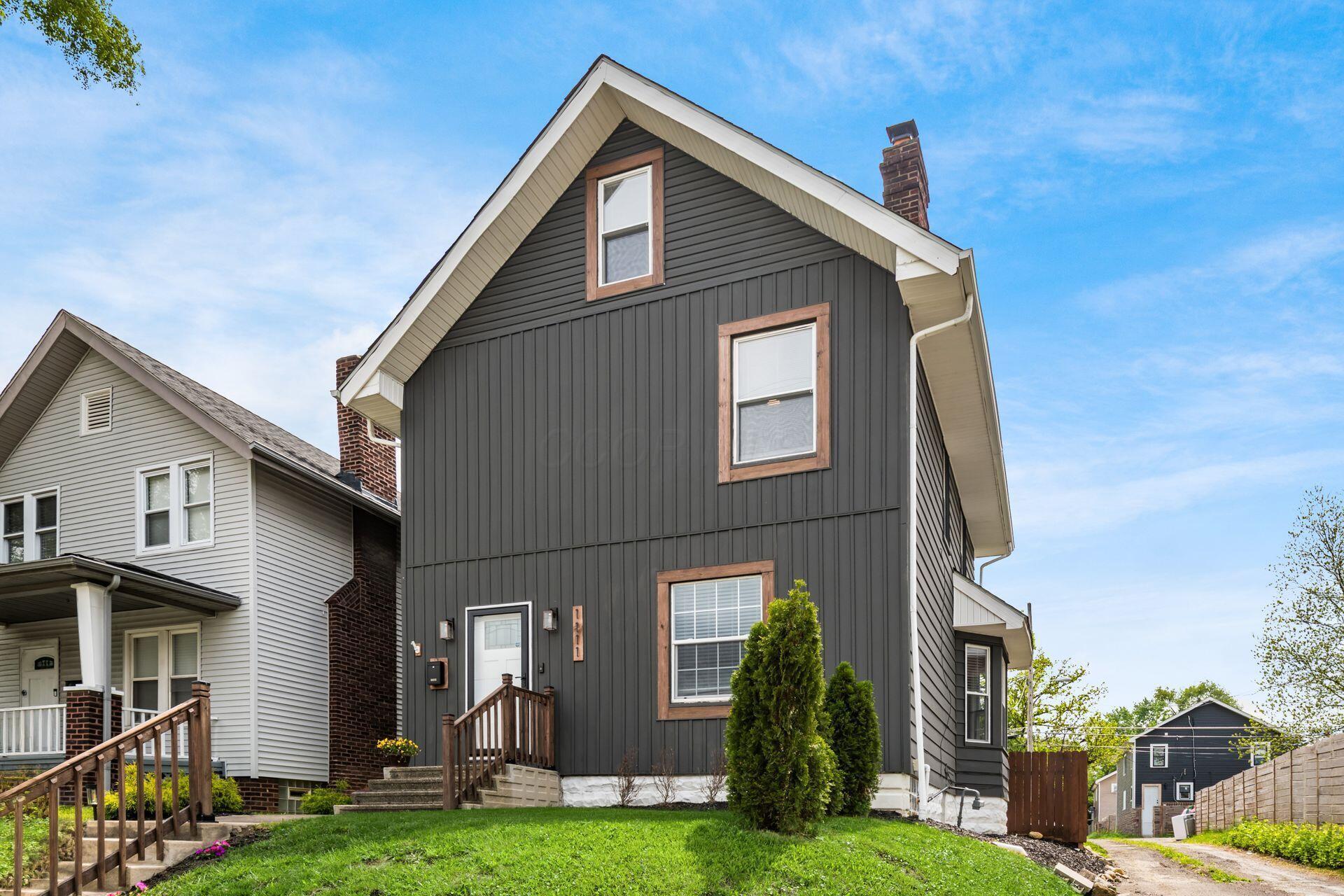 1111 E Whittier Street Property Photo 4