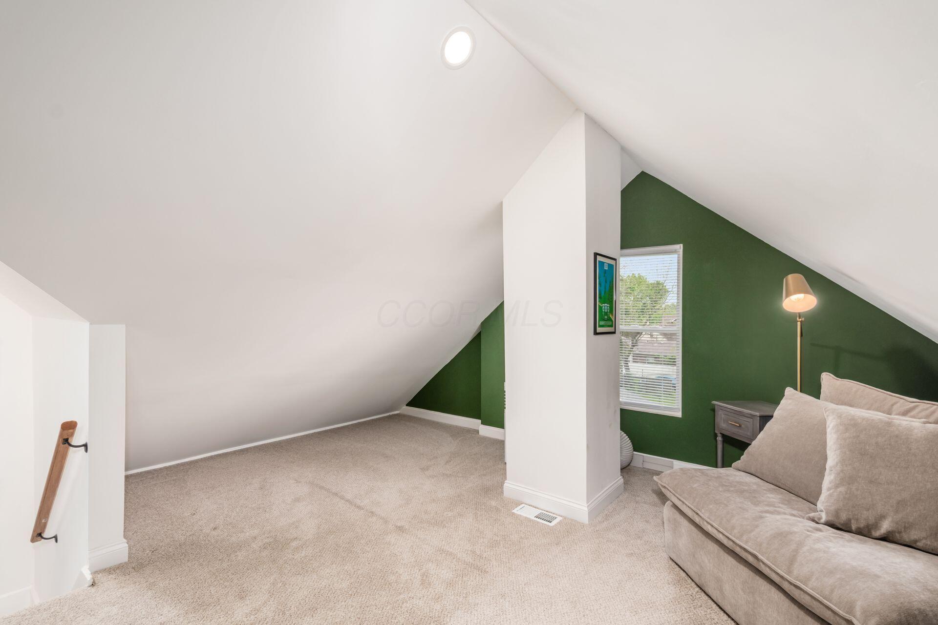 1111 E Whittier Street Property Photo 32