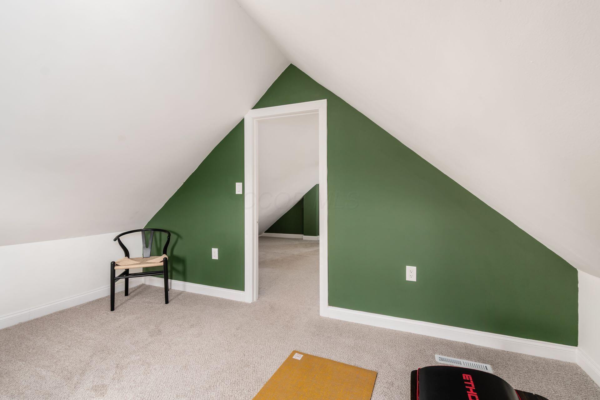 1111 E Whittier Street Property Photo 34