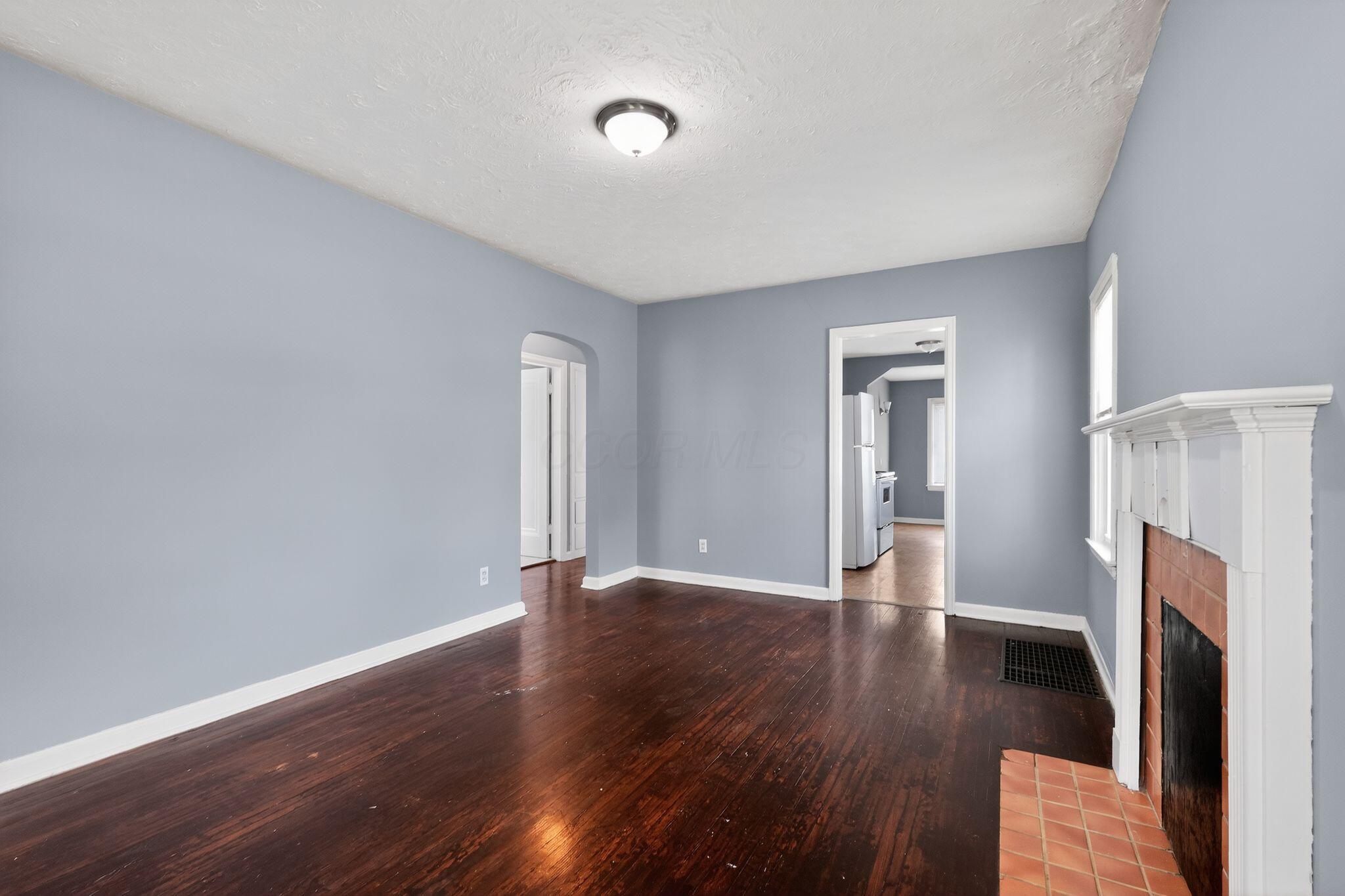 669 S Hampton Road Property Photo 10