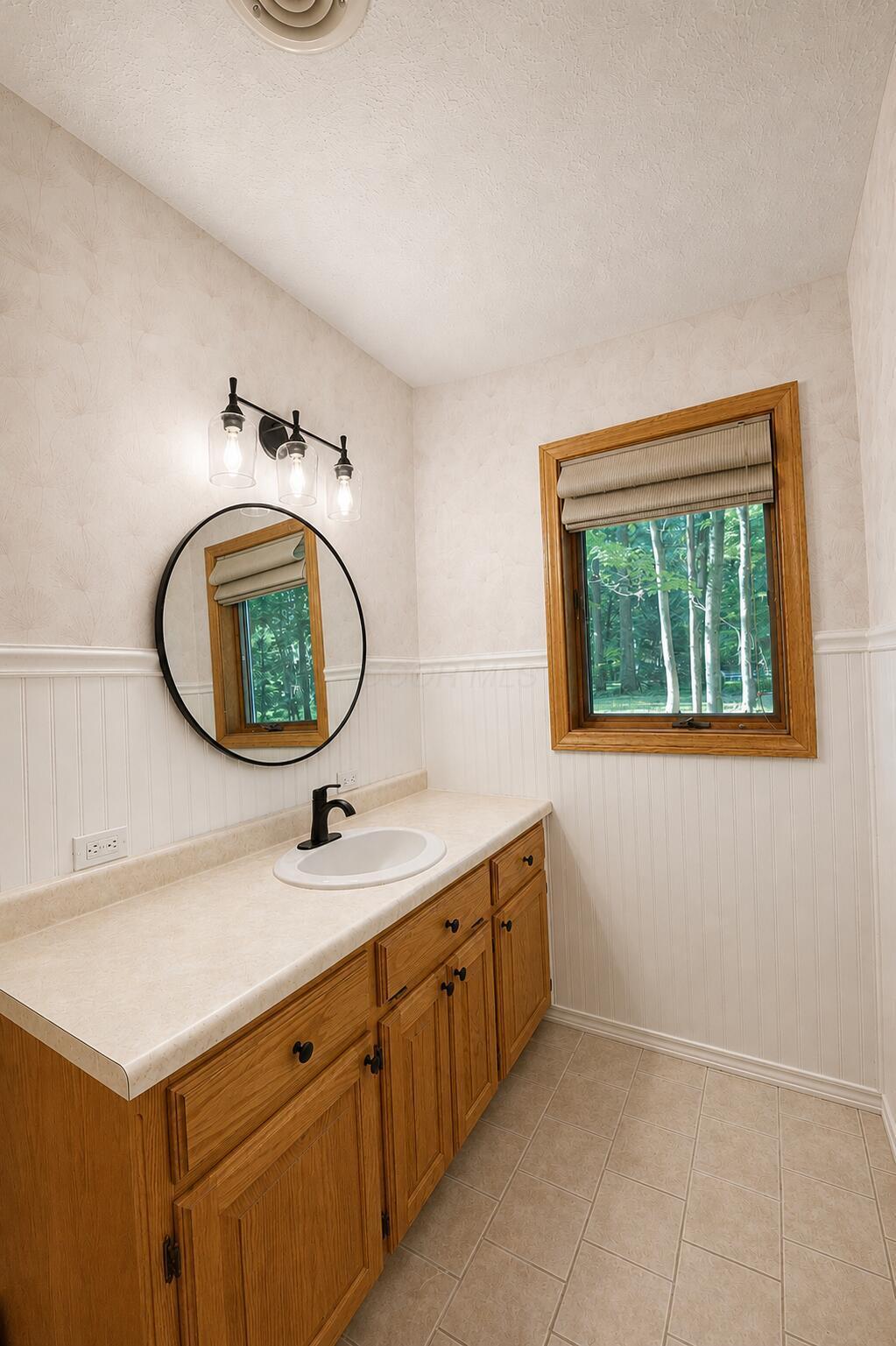 3915 Maxwell Road Property Photo 25
