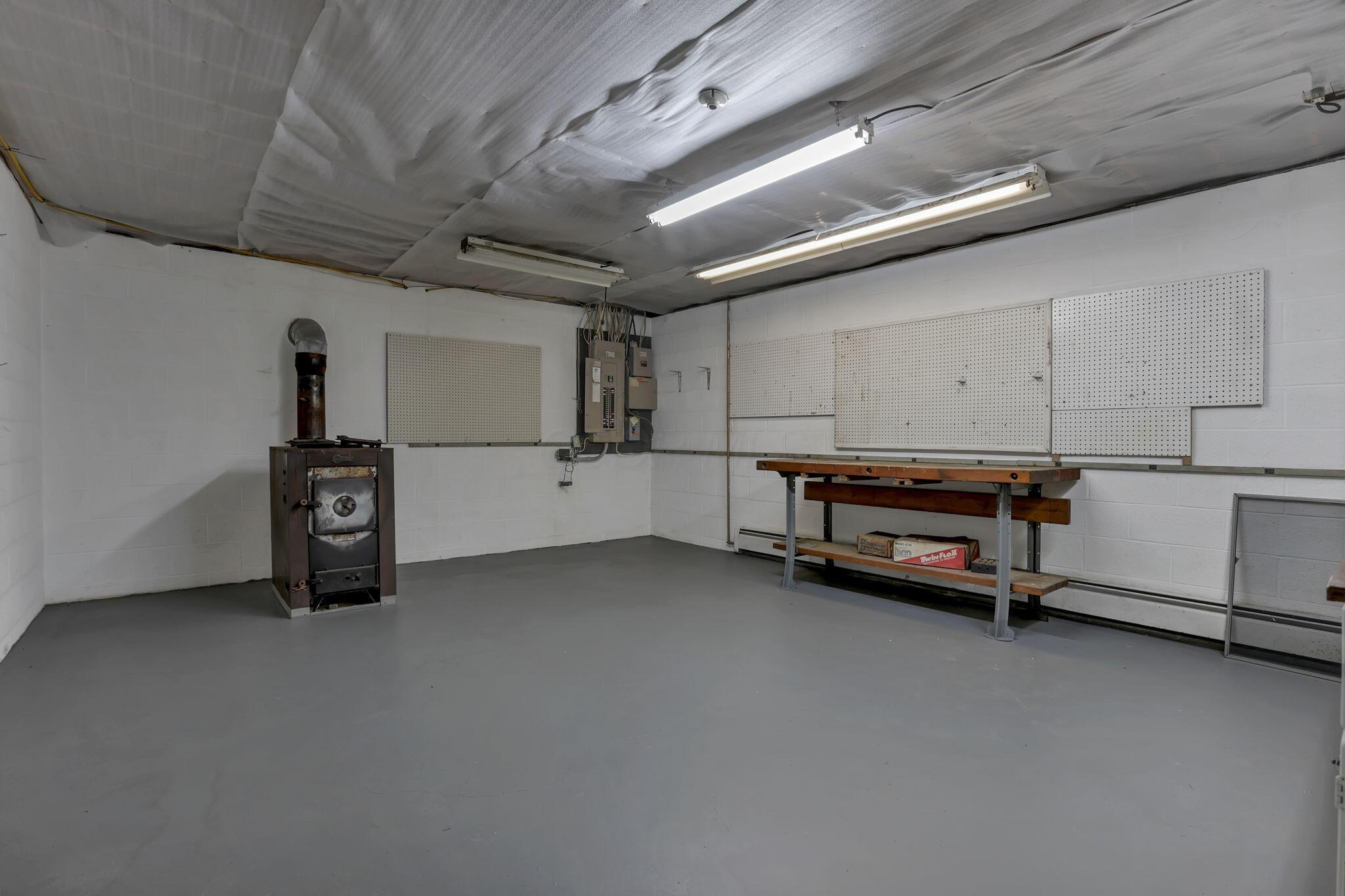 3915 Maxwell Road Property Photo 43
