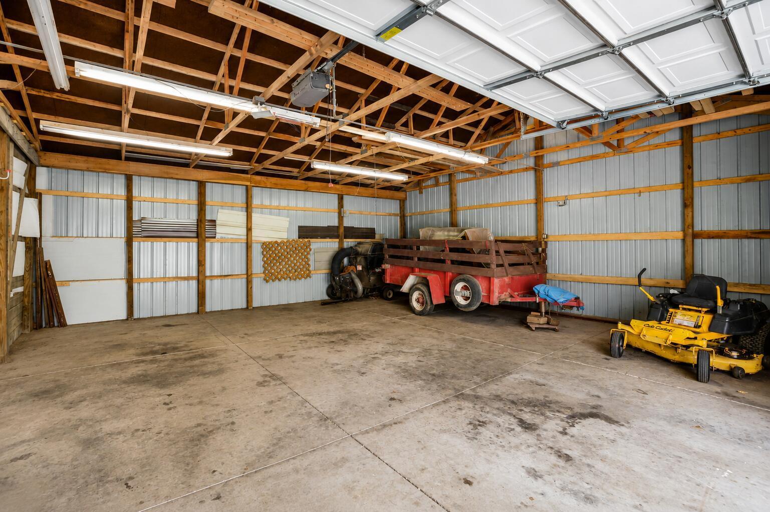 3915 Maxwell Road Property Photo 48
