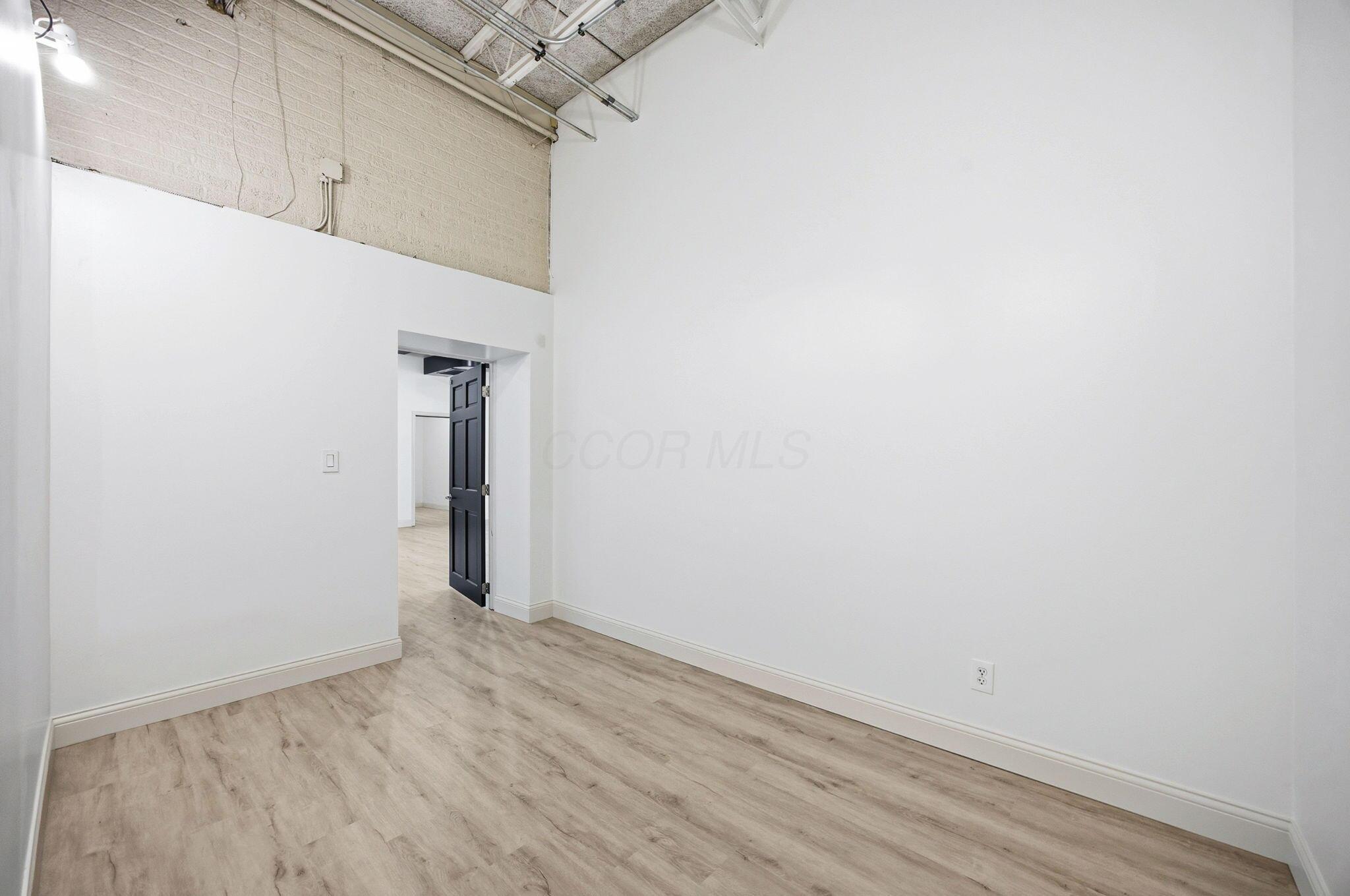 45 2nd Street Property Photo 37