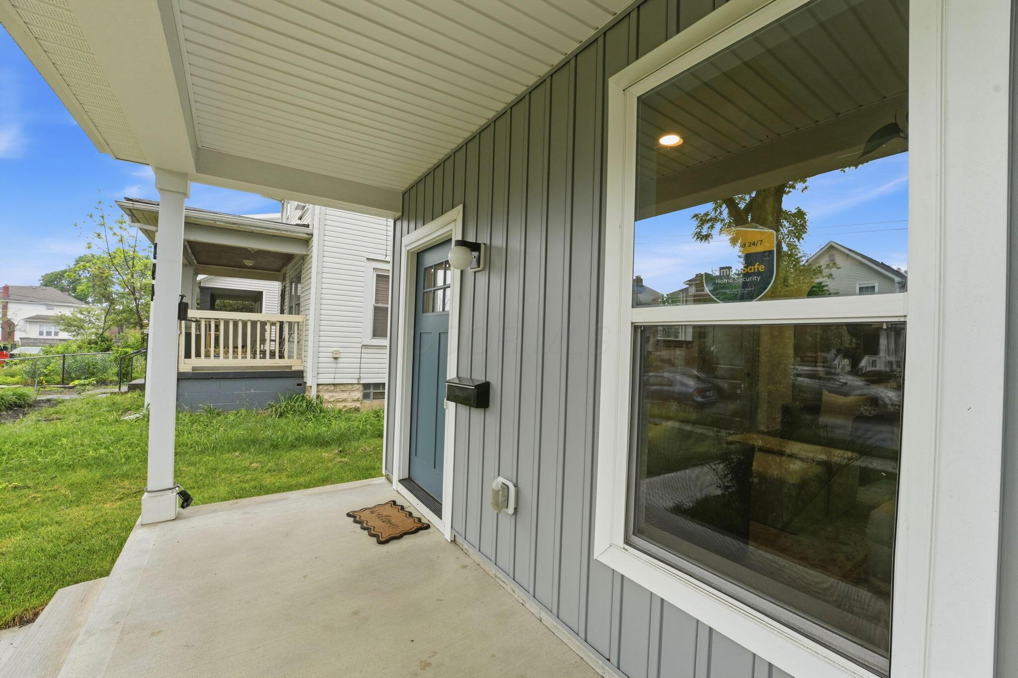 804 Gibbard Avenue Property Photo 4