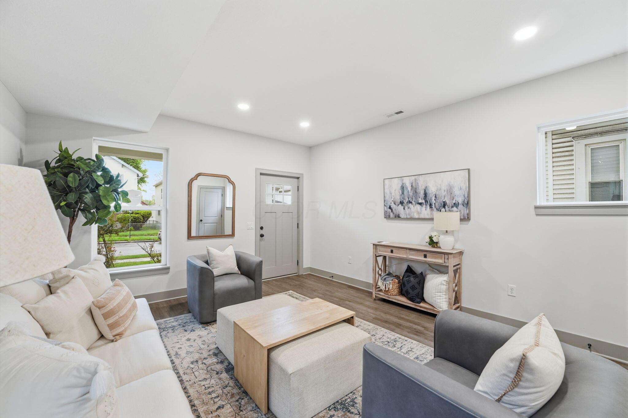 804 Gibbard Avenue Property Photo 10