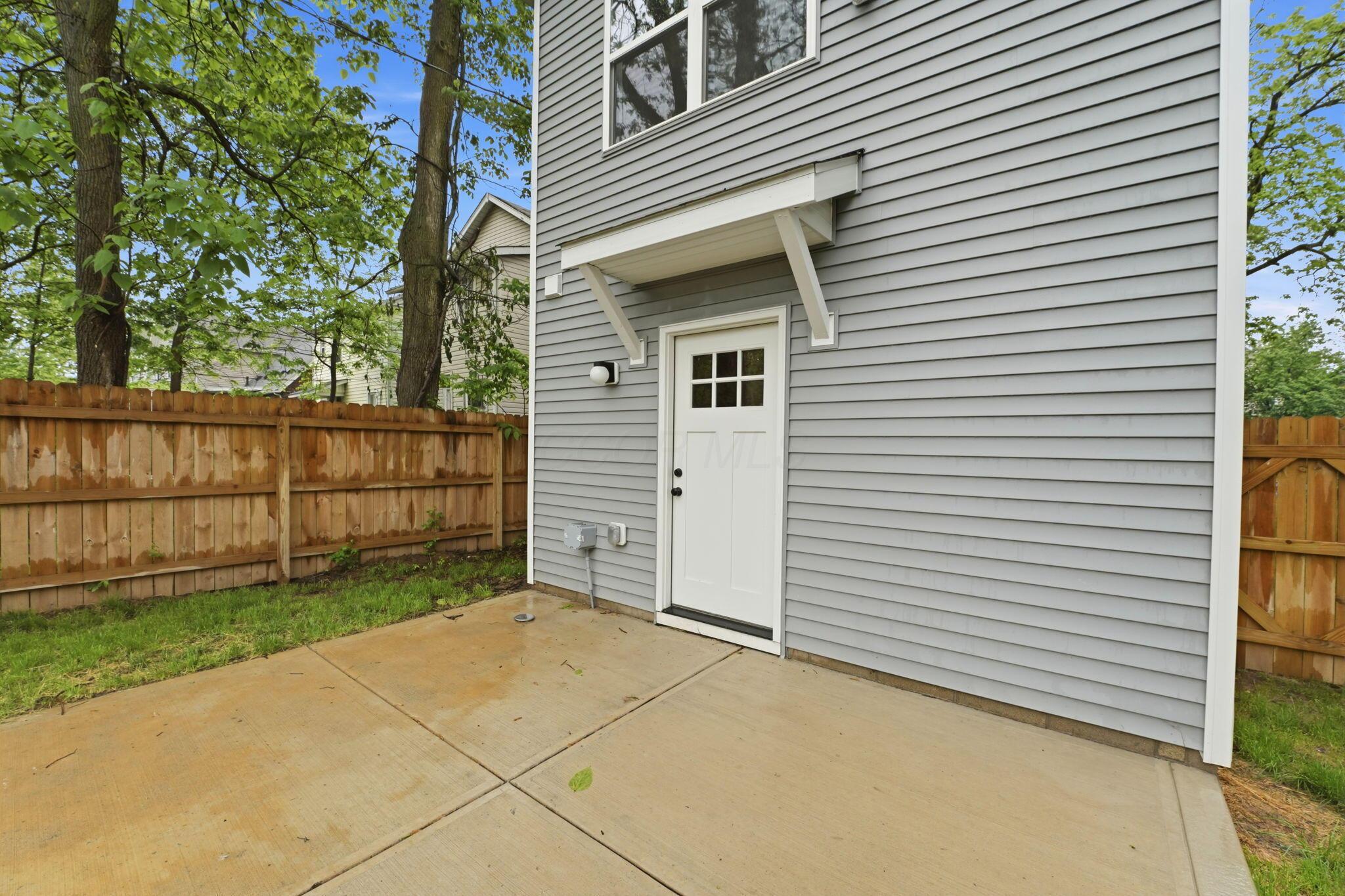 804 Gibbard Avenue Property Photo 35