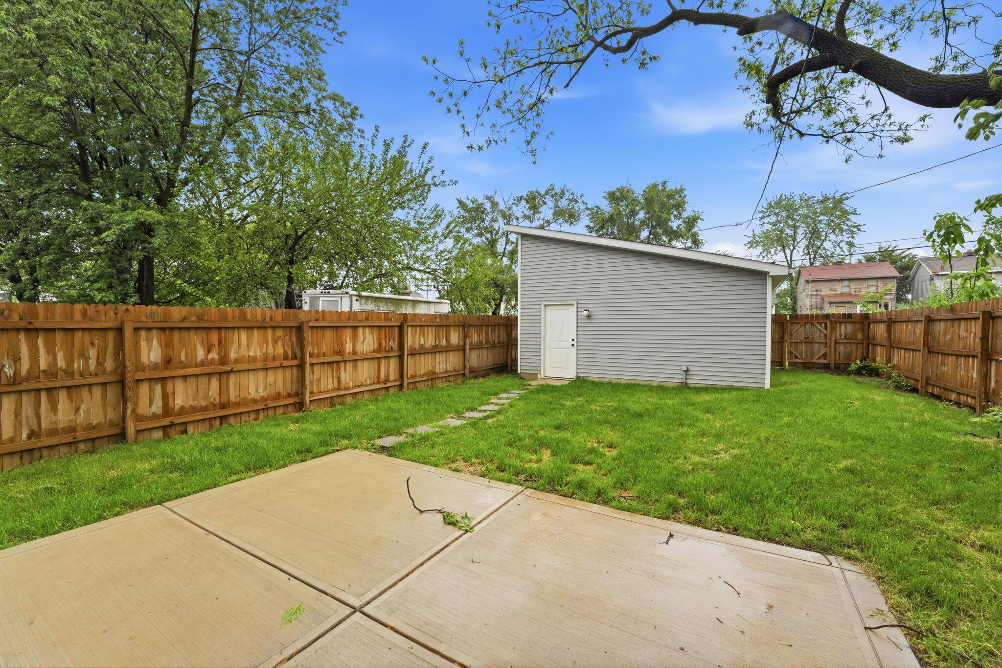 804 Gibbard Avenue Property Photo 38