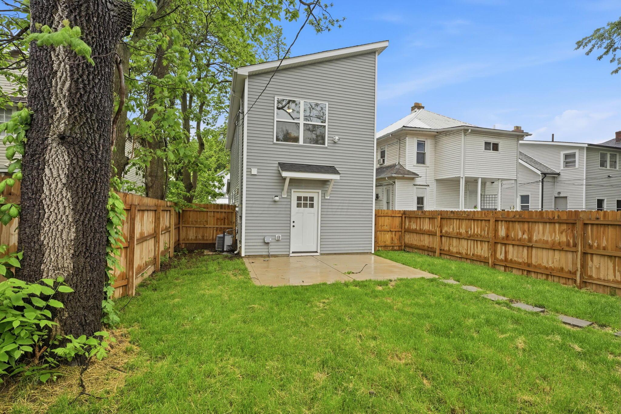804 Gibbard Avenue Property Photo 39