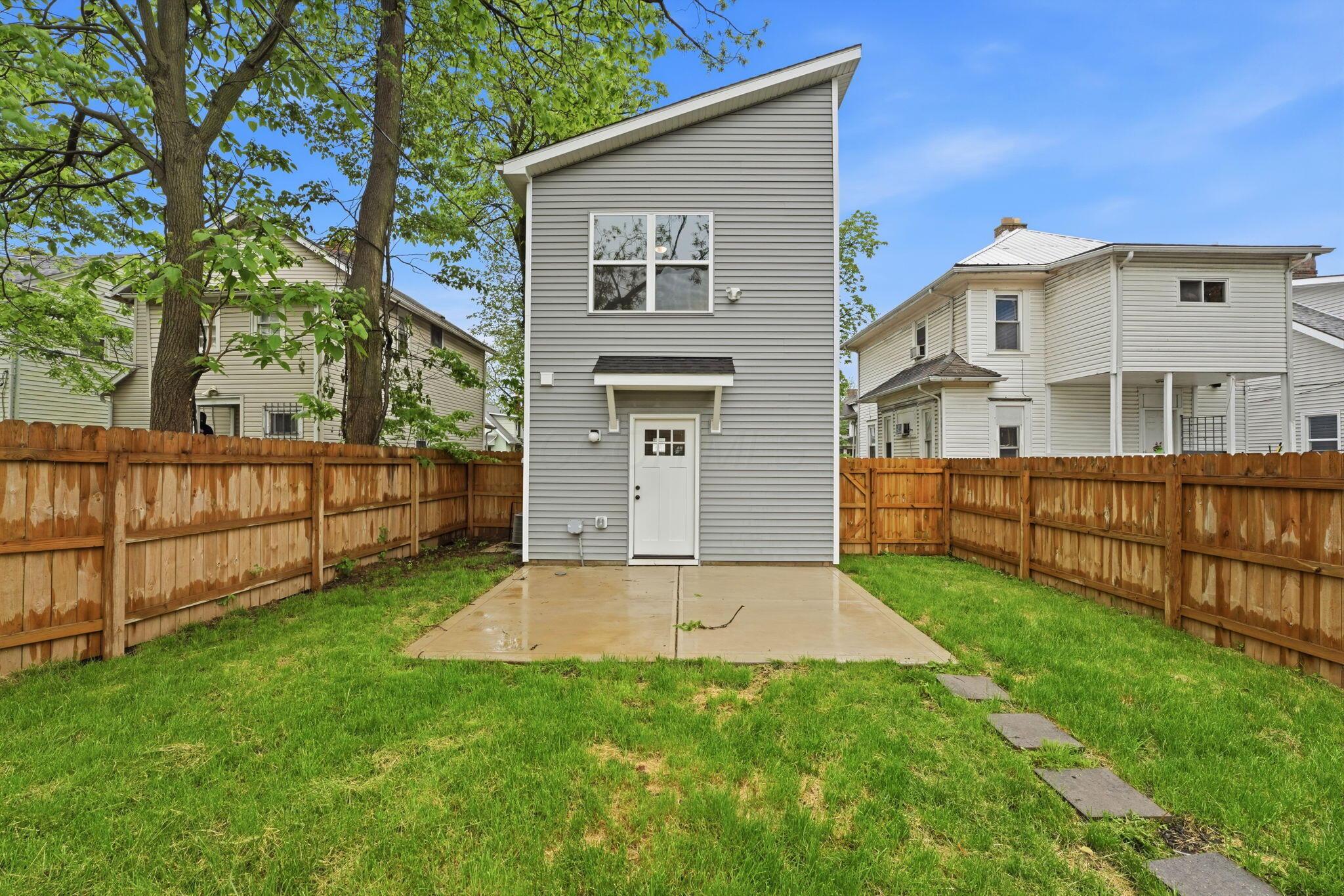 804 Gibbard Avenue Property Photo 40