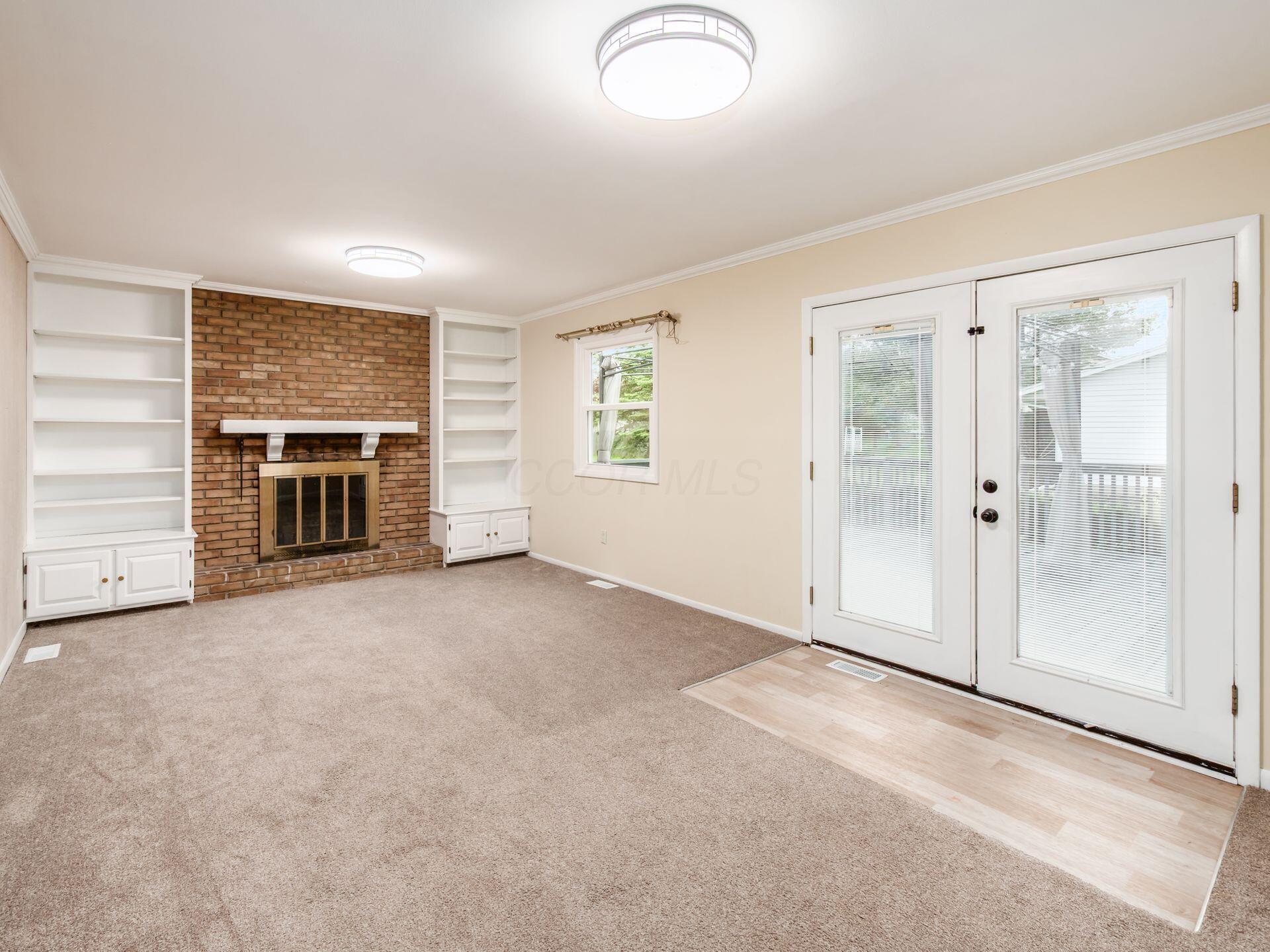 985 Amboise Drive Property Photo 18