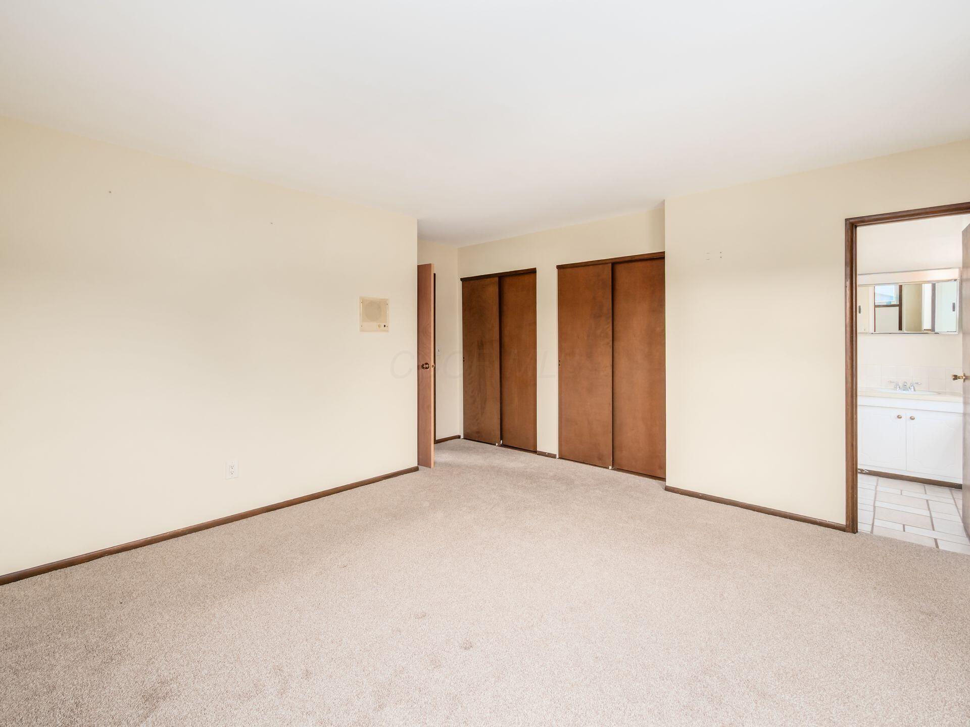 985 Amboise Drive Property Photo 25