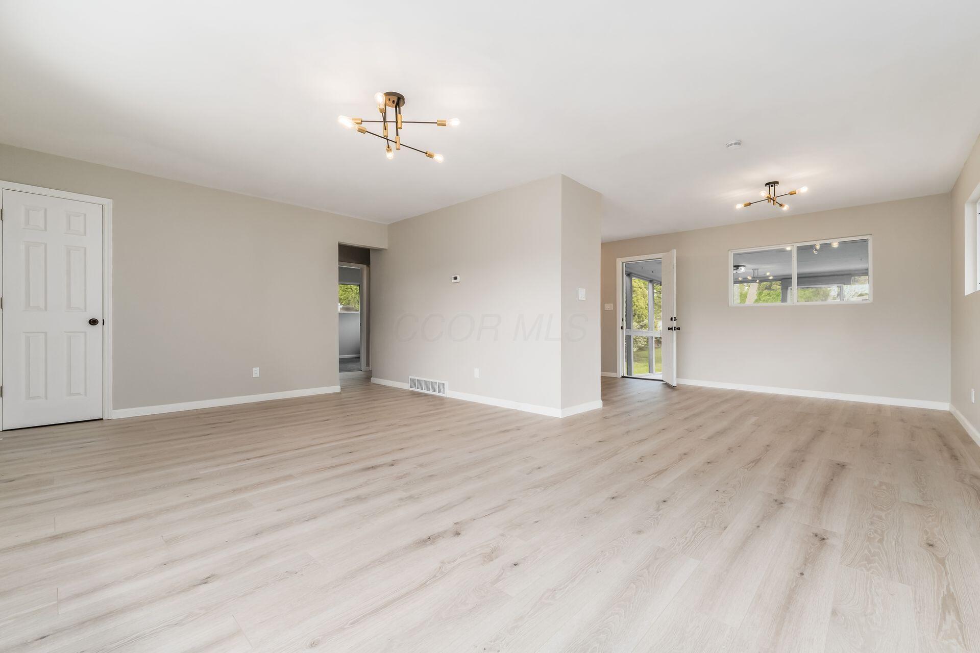 2906 Ashby Road Property Photo 10