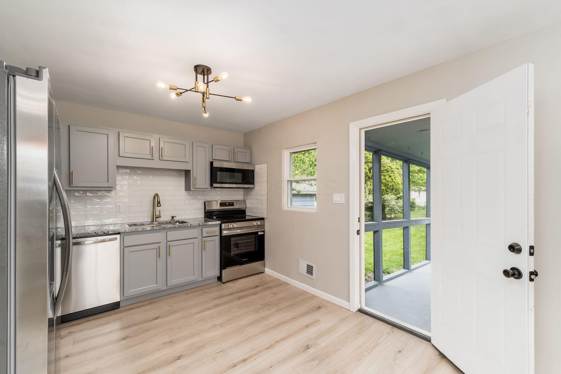 2906 Ashby Road Property Photo 16