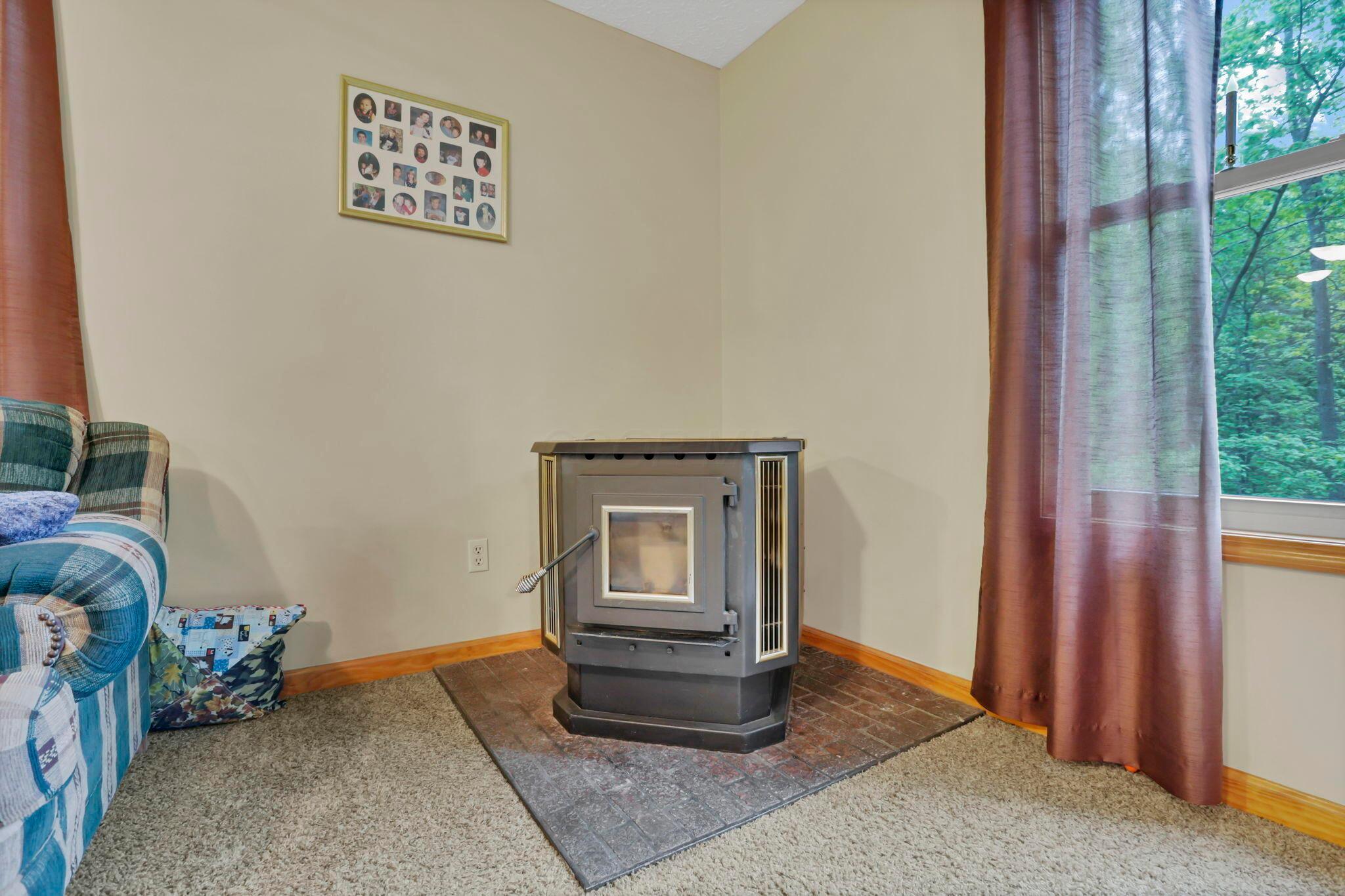 36 Seneca Lane Property Photo 11