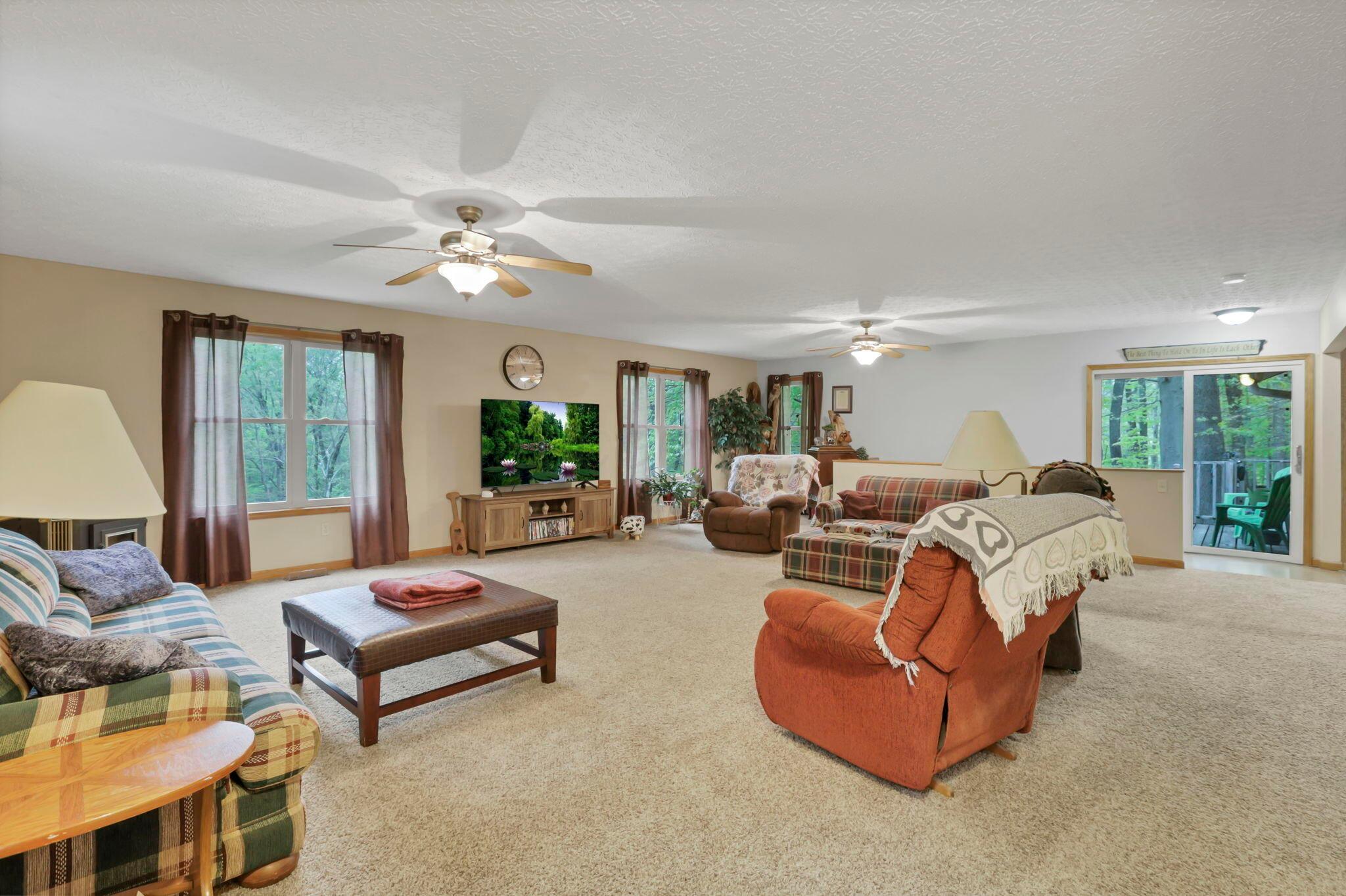 36 Seneca Lane Property Photo 12
