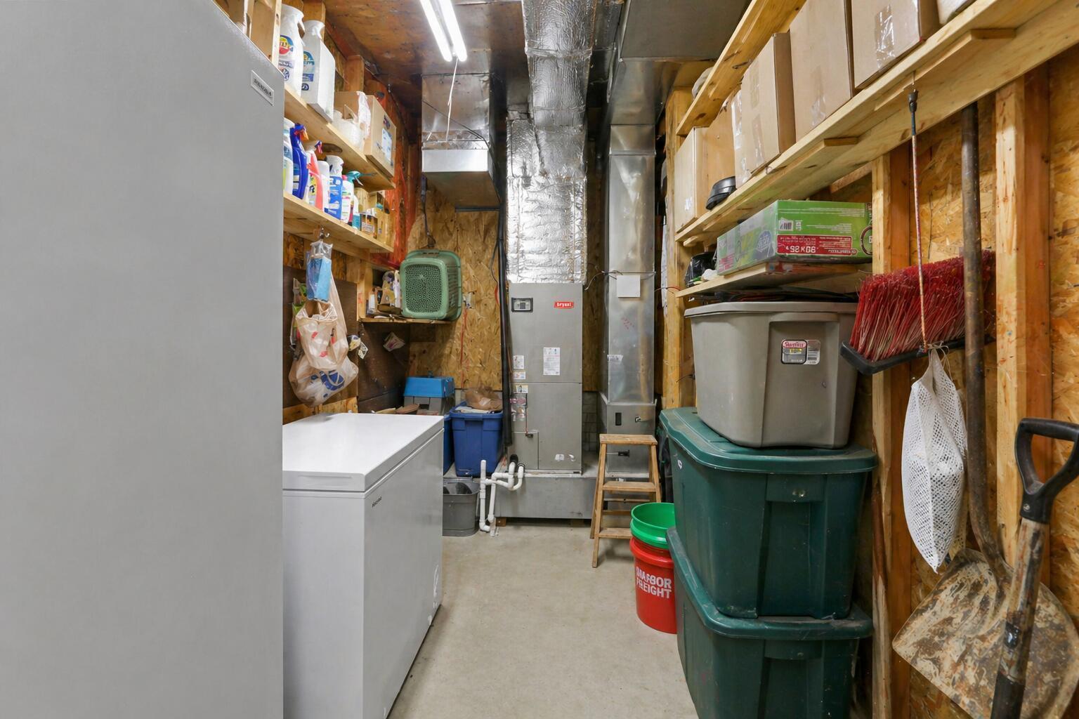 36 Seneca Lane Property Photo 38