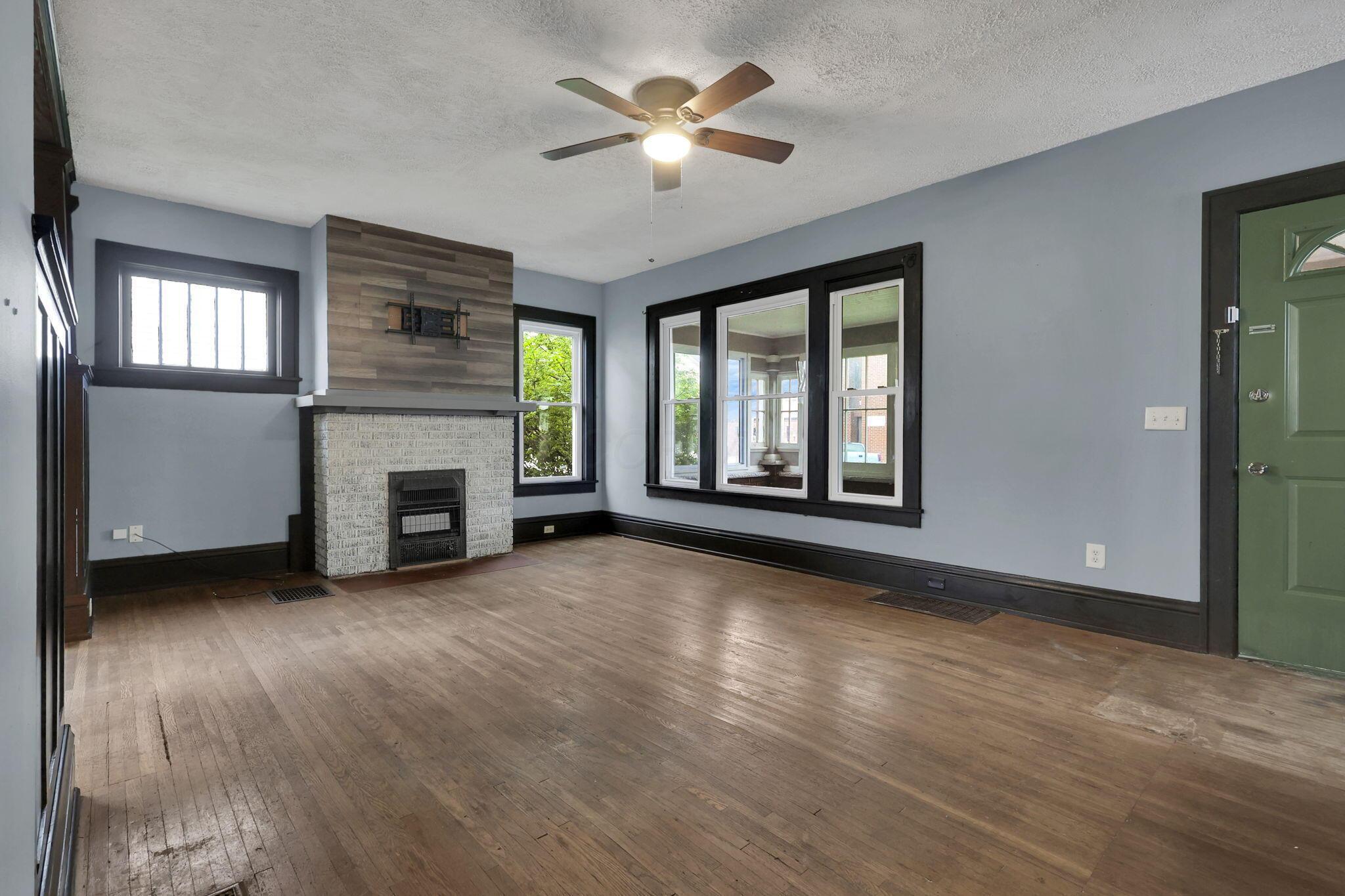 123 E Johnson Street Property Photo 13