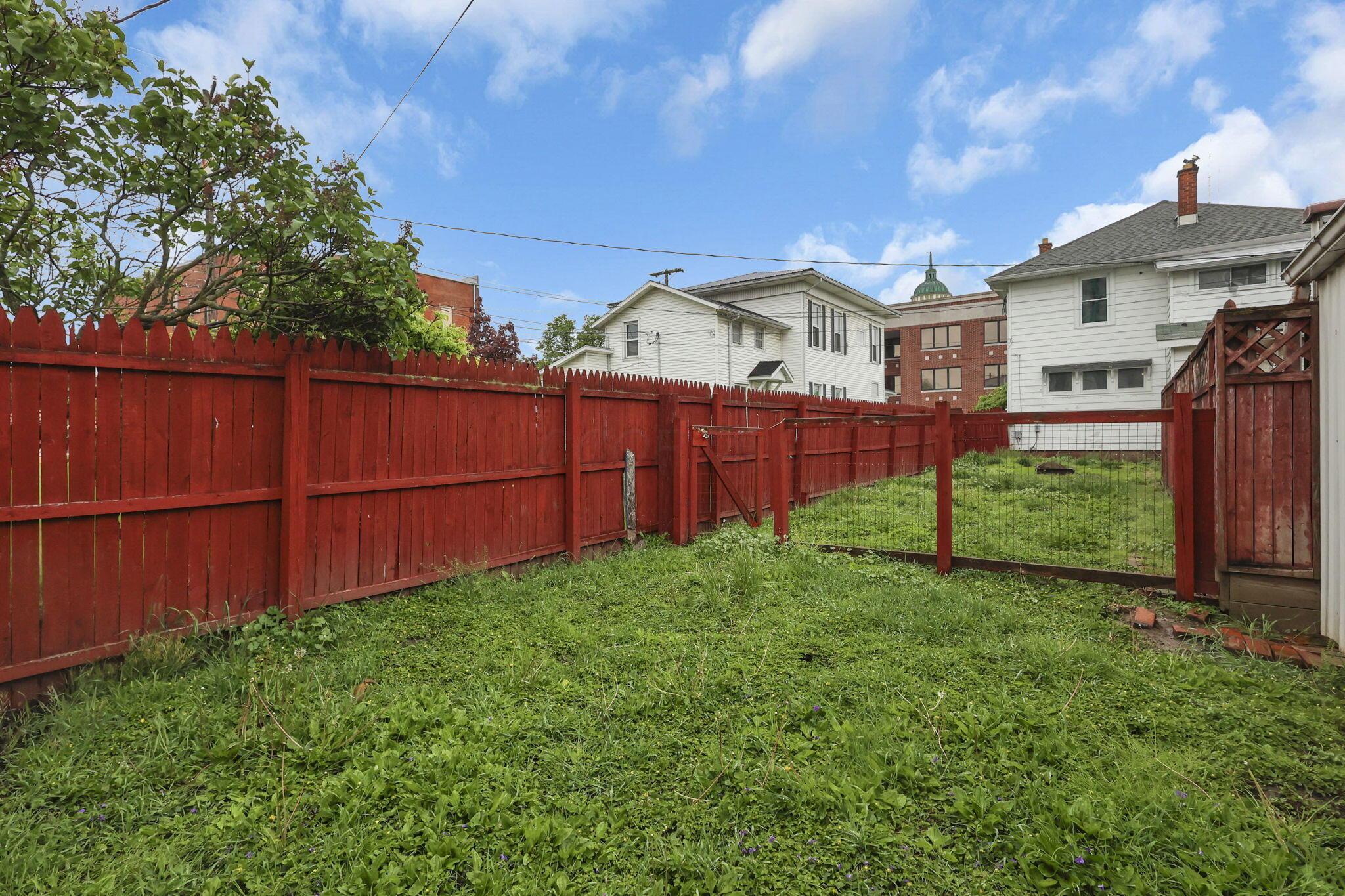 123 E Johnson Street Property Photo 54