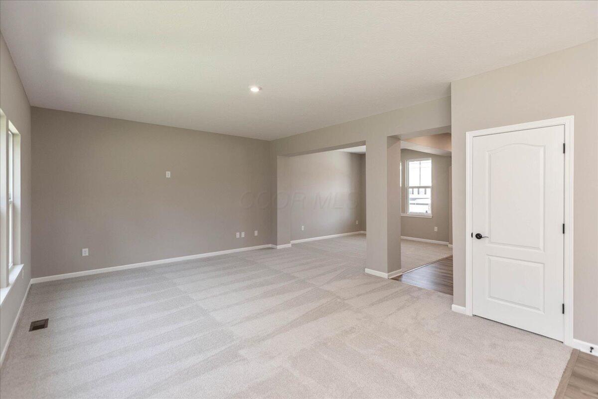 739 Francis Drive Property Photo 14
