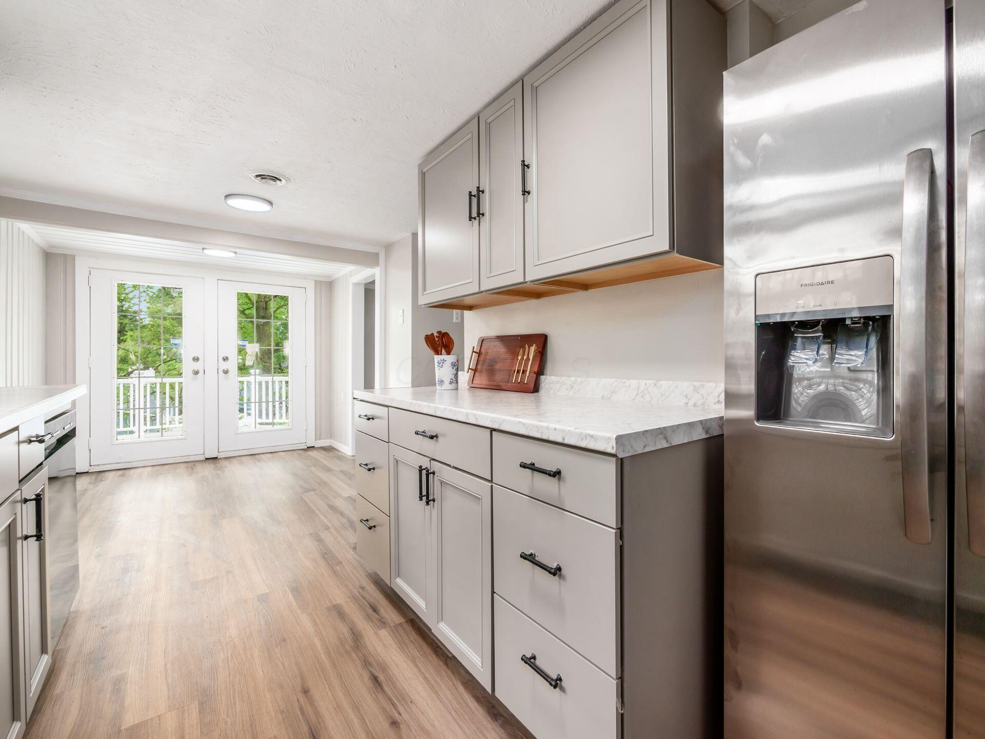 2471 Sunbury Road Property Photo 16