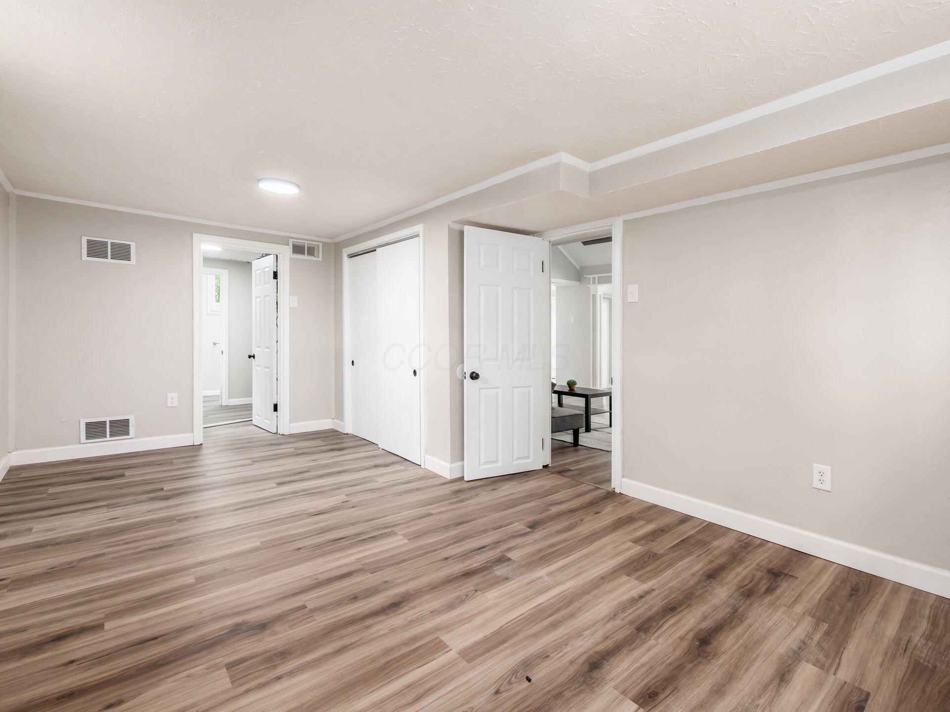 2471 Sunbury Road Property Photo 21