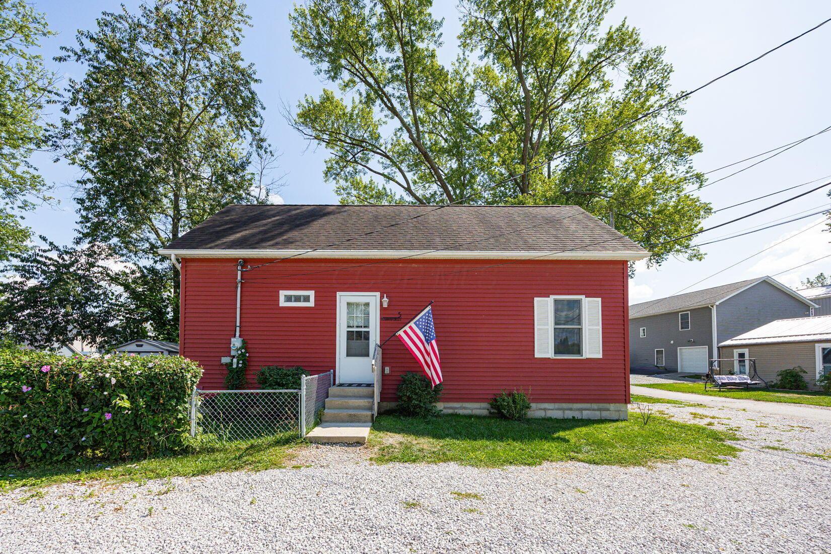 5 Rosebraugh Circle E Property Photo 5