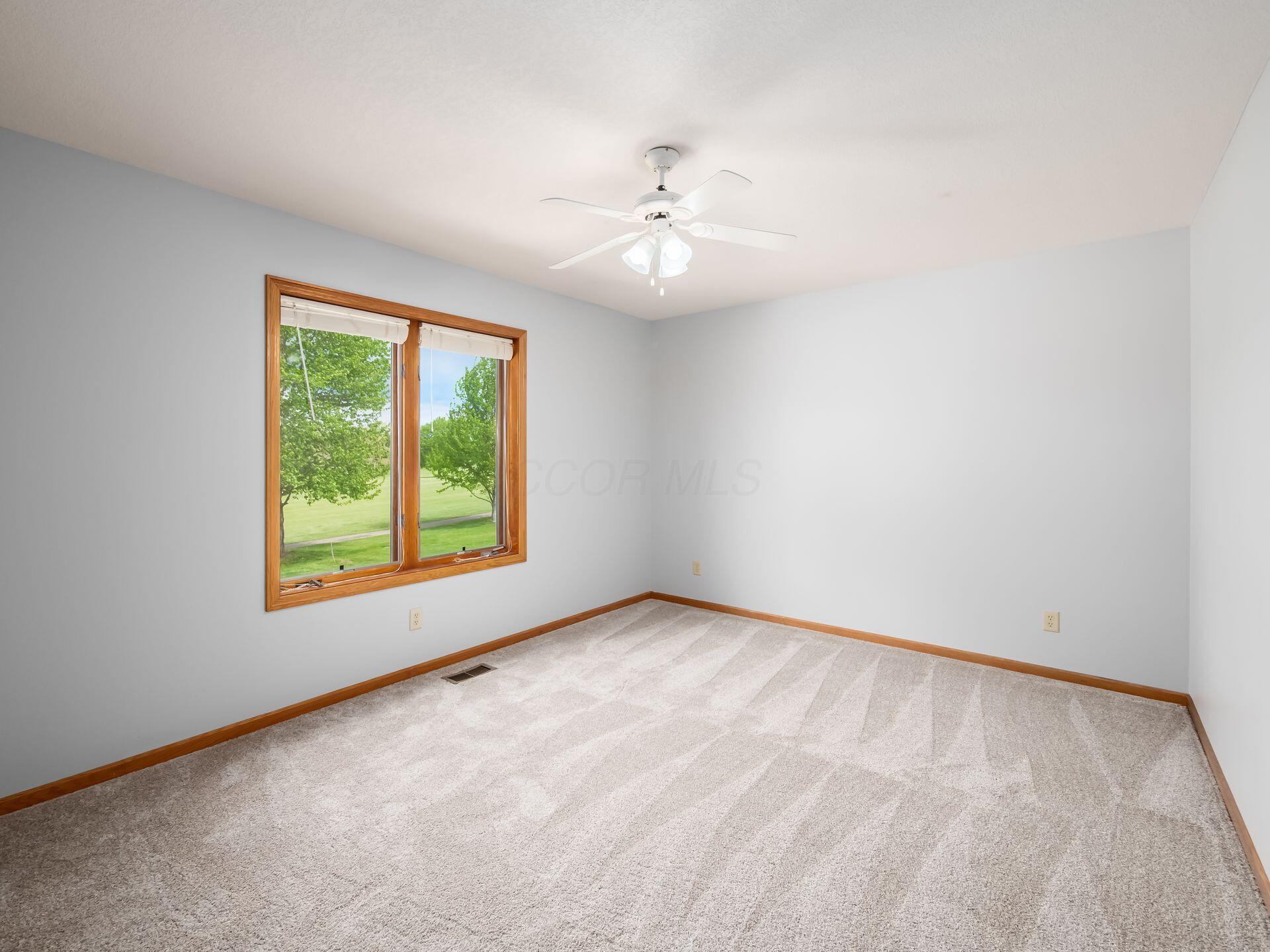 868 Fairway Drive Property Photo 27