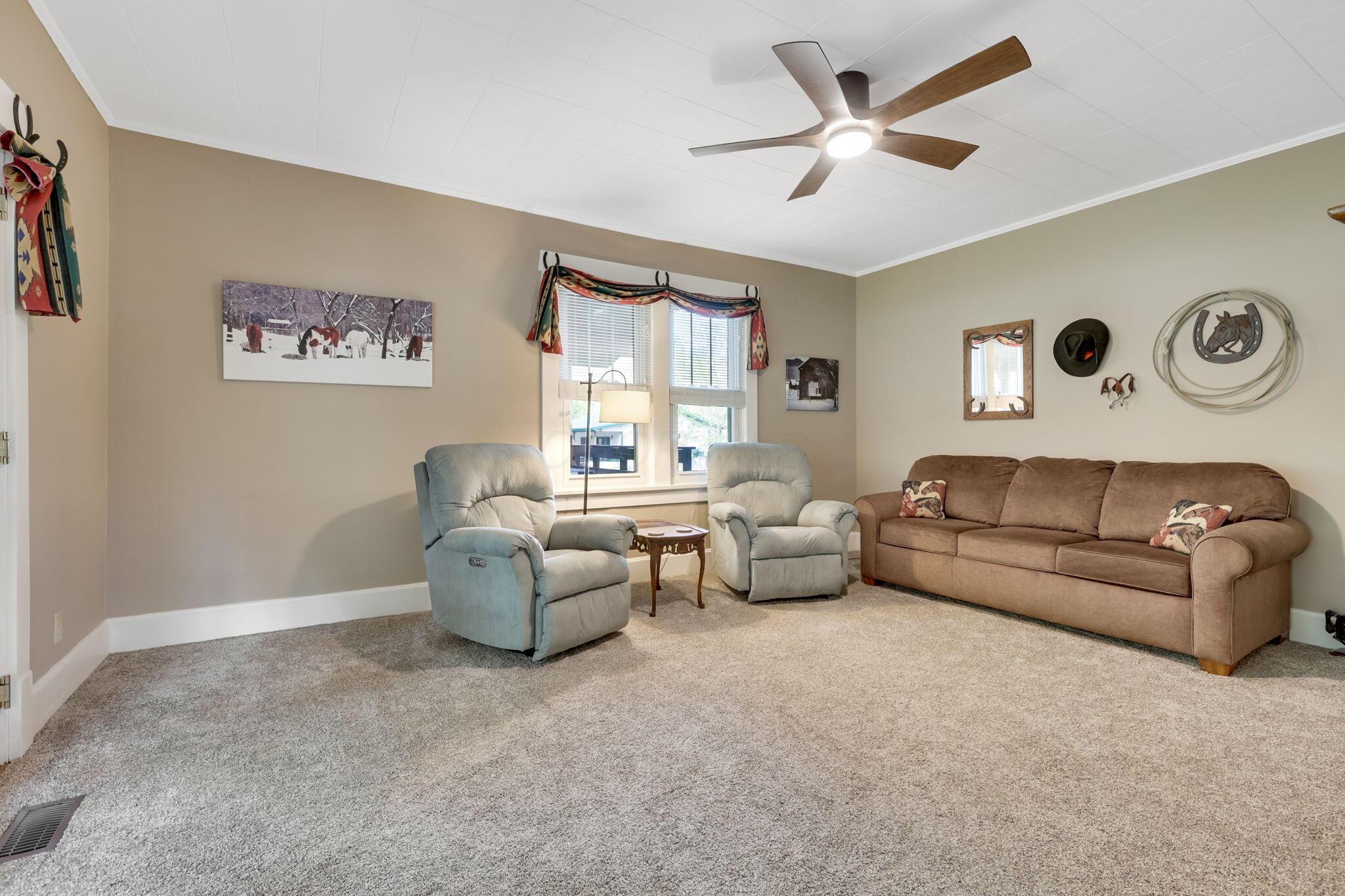 26021 Bailey Road Property Photo 17