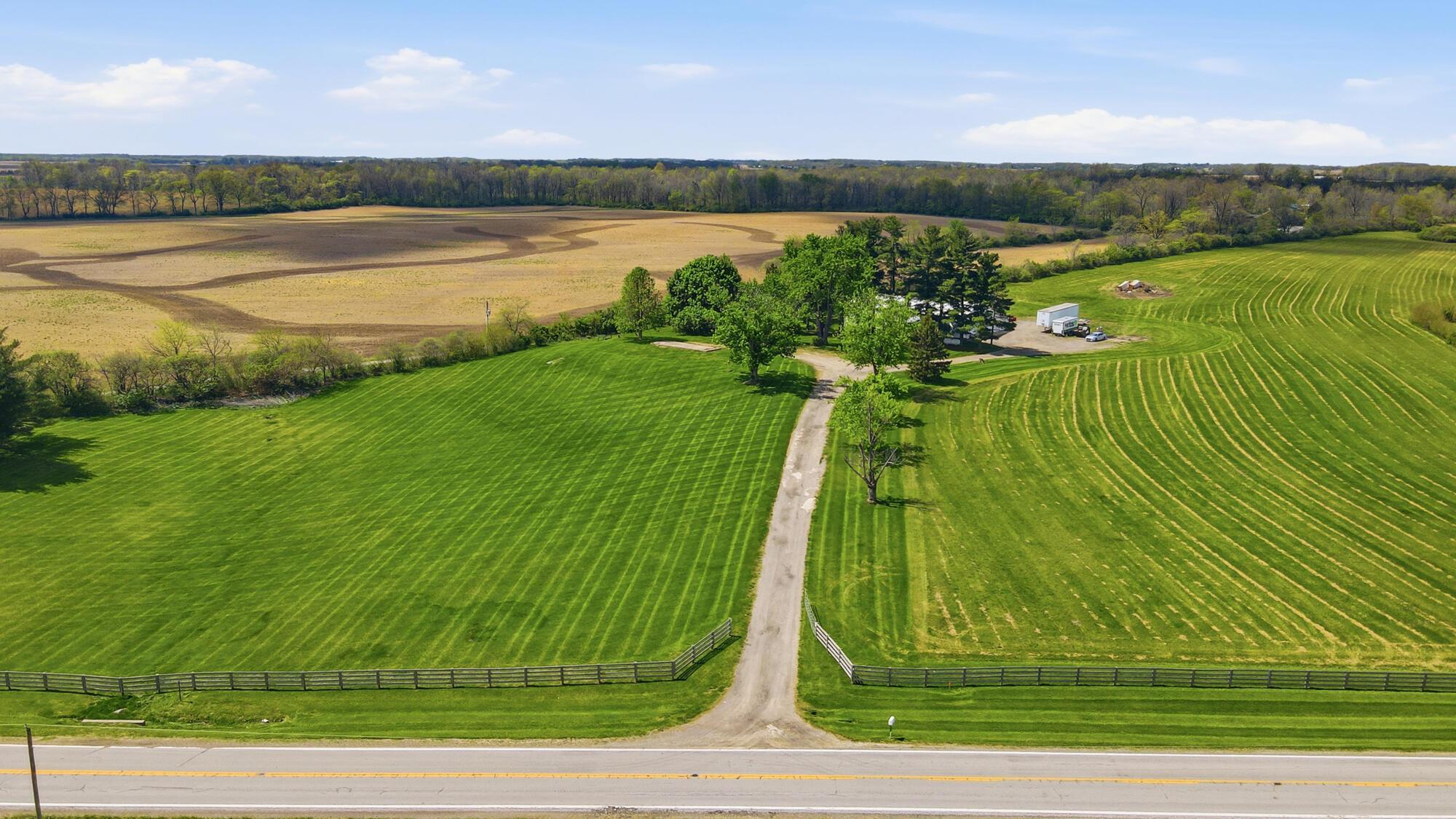 5436 Oh-187 Property Photo 1