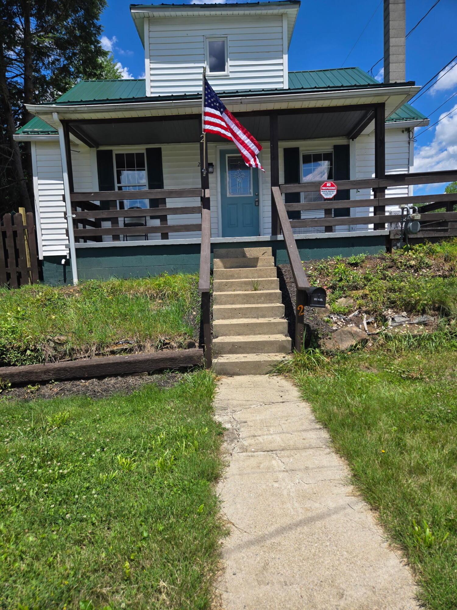 2 E Vine Street Property Photo 4
