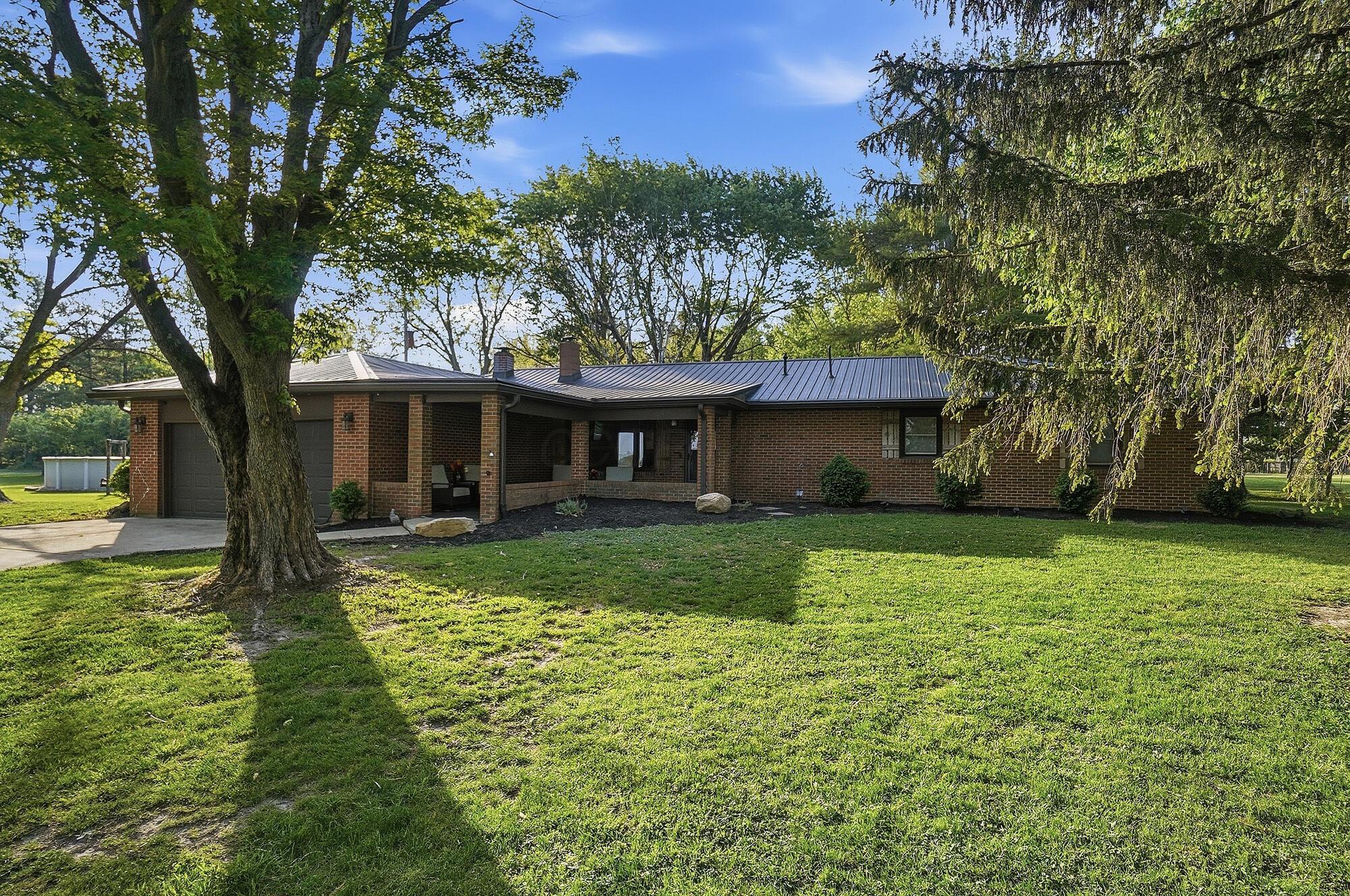 10977 Mckendree Road Property Photo 2
