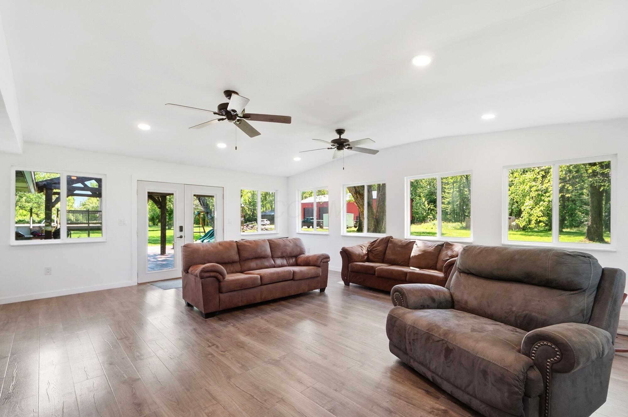 10977 Mckendree Road Property Photo 16