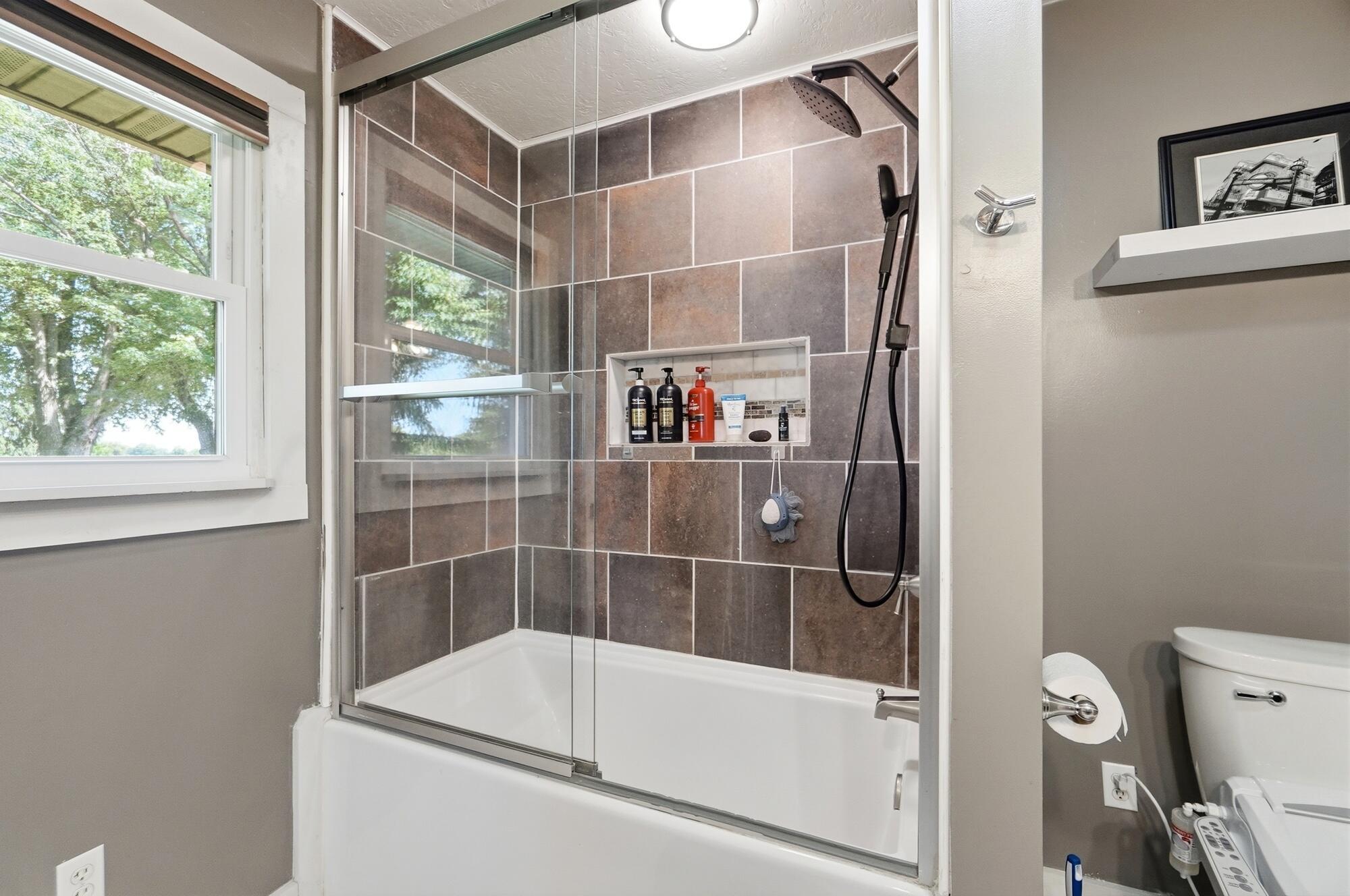 10977 Mckendree Road Property Photo 23