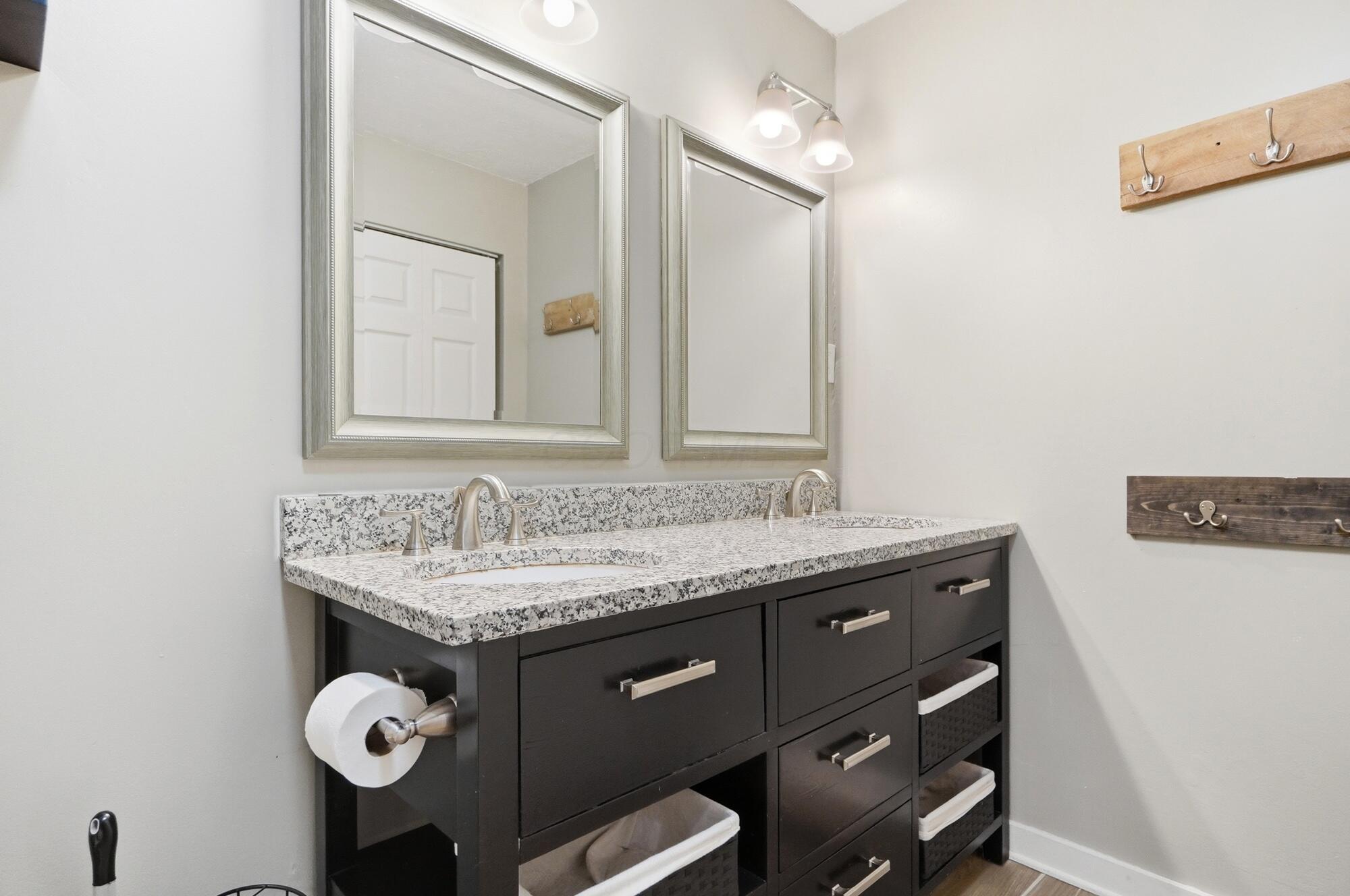 10977 Mckendree Road Property Photo 27