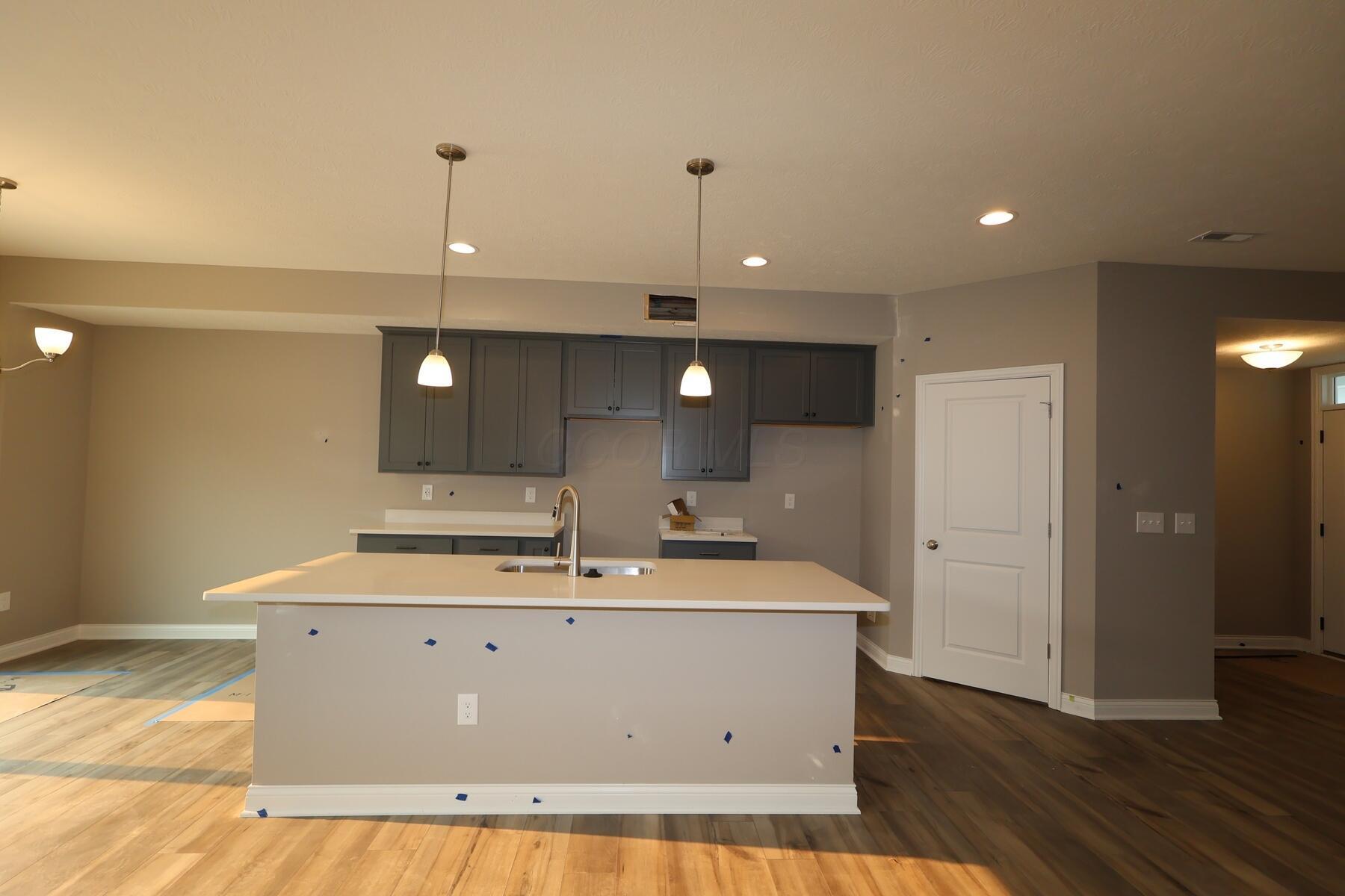 5666 Dutch Lane Property Photo 5