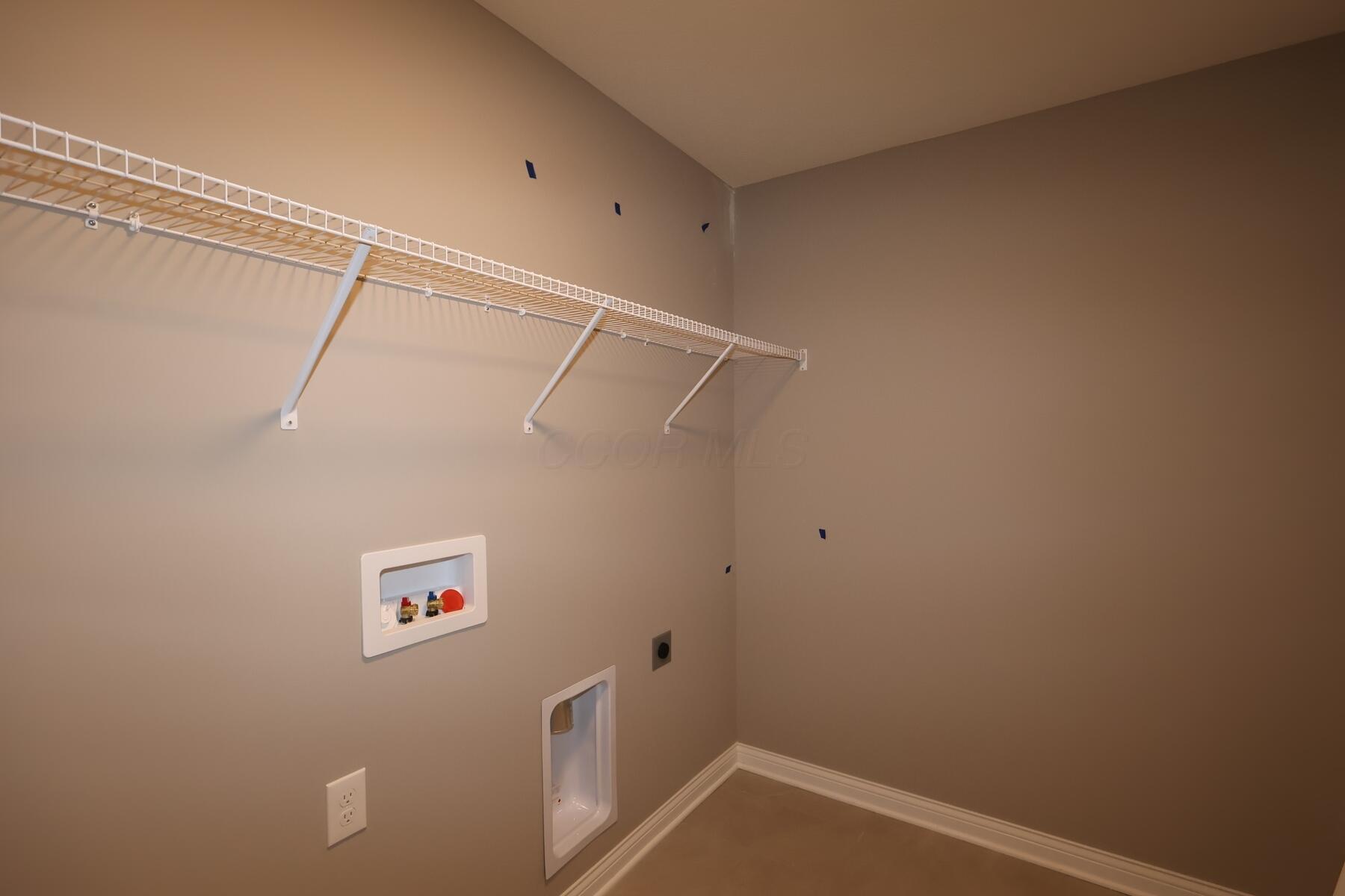 5666 Dutch Lane Property Photo 13