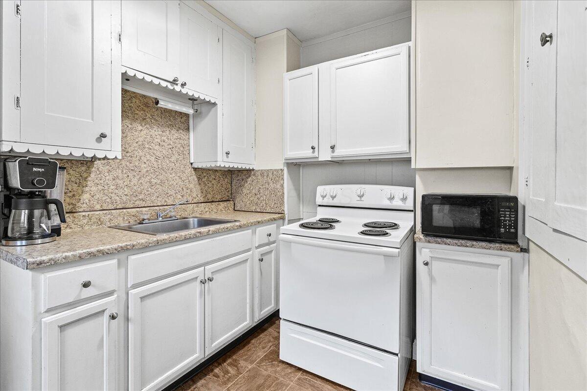 1209 Aberdeen Avenue Property Photo 6